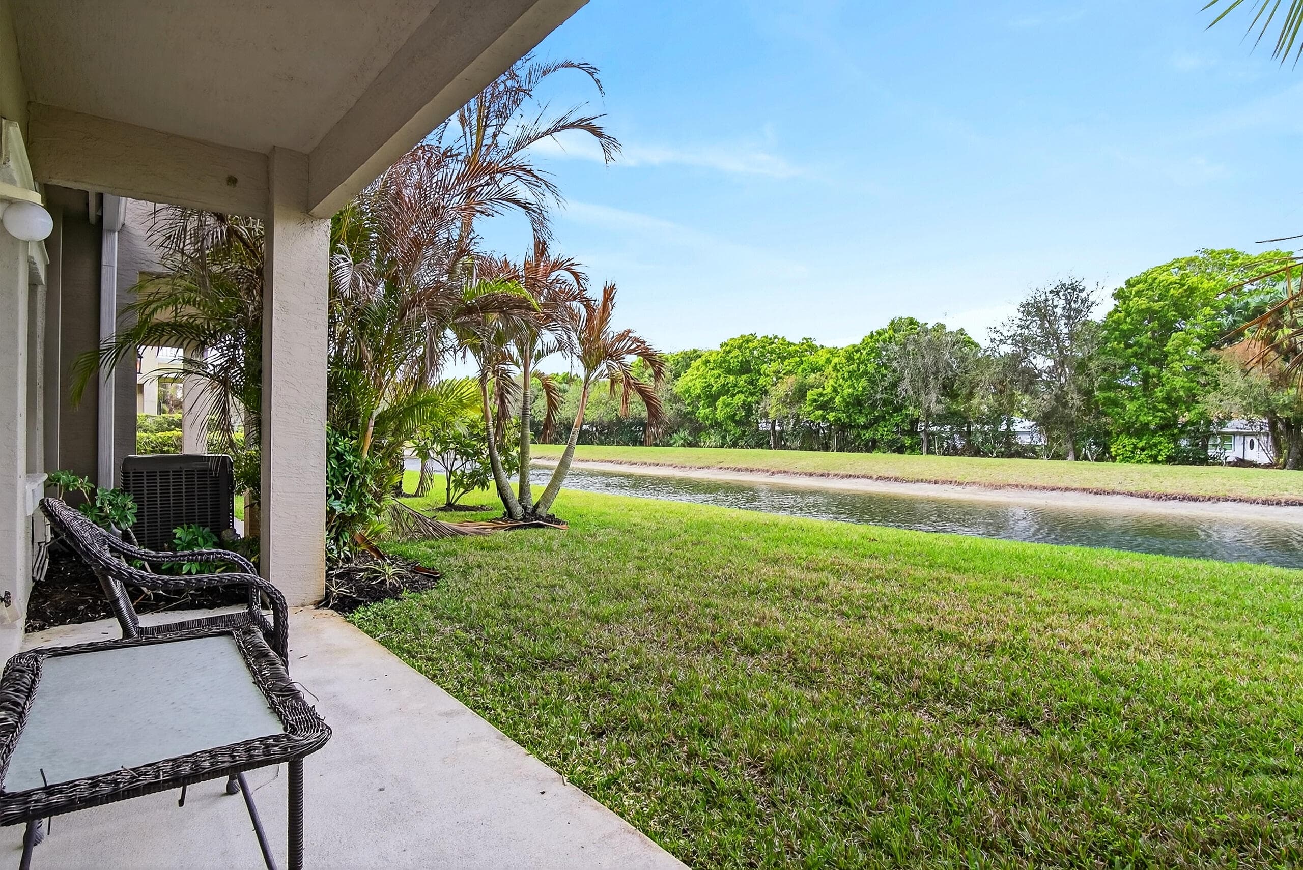 1911 77th Drive, Vero Beach, FL 32966 — photo 15 of 40