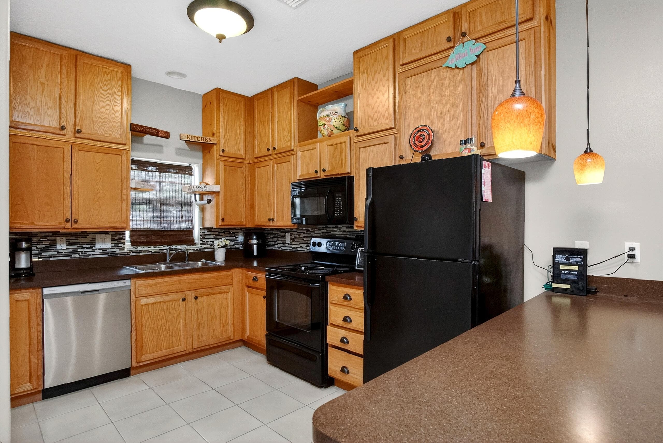 1911 77th Drive, Vero Beach, FL 32966 — photo 7 of 40
