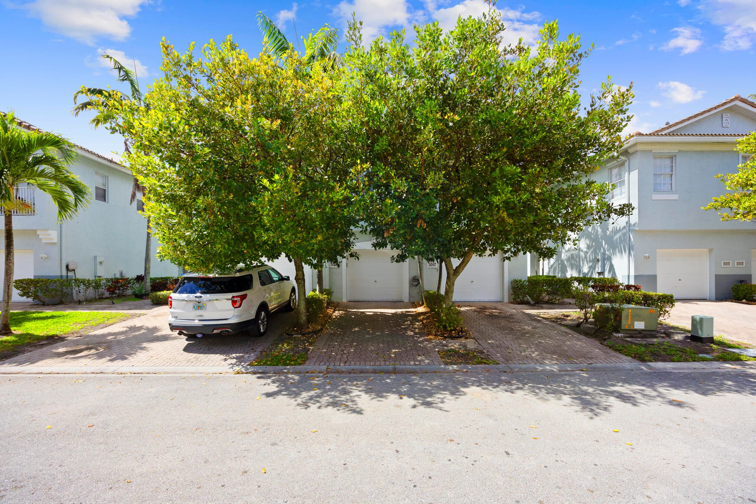 3069 Laurel Ridge Circle, Riviera Beach, FL 33404 — photo 2 of 52