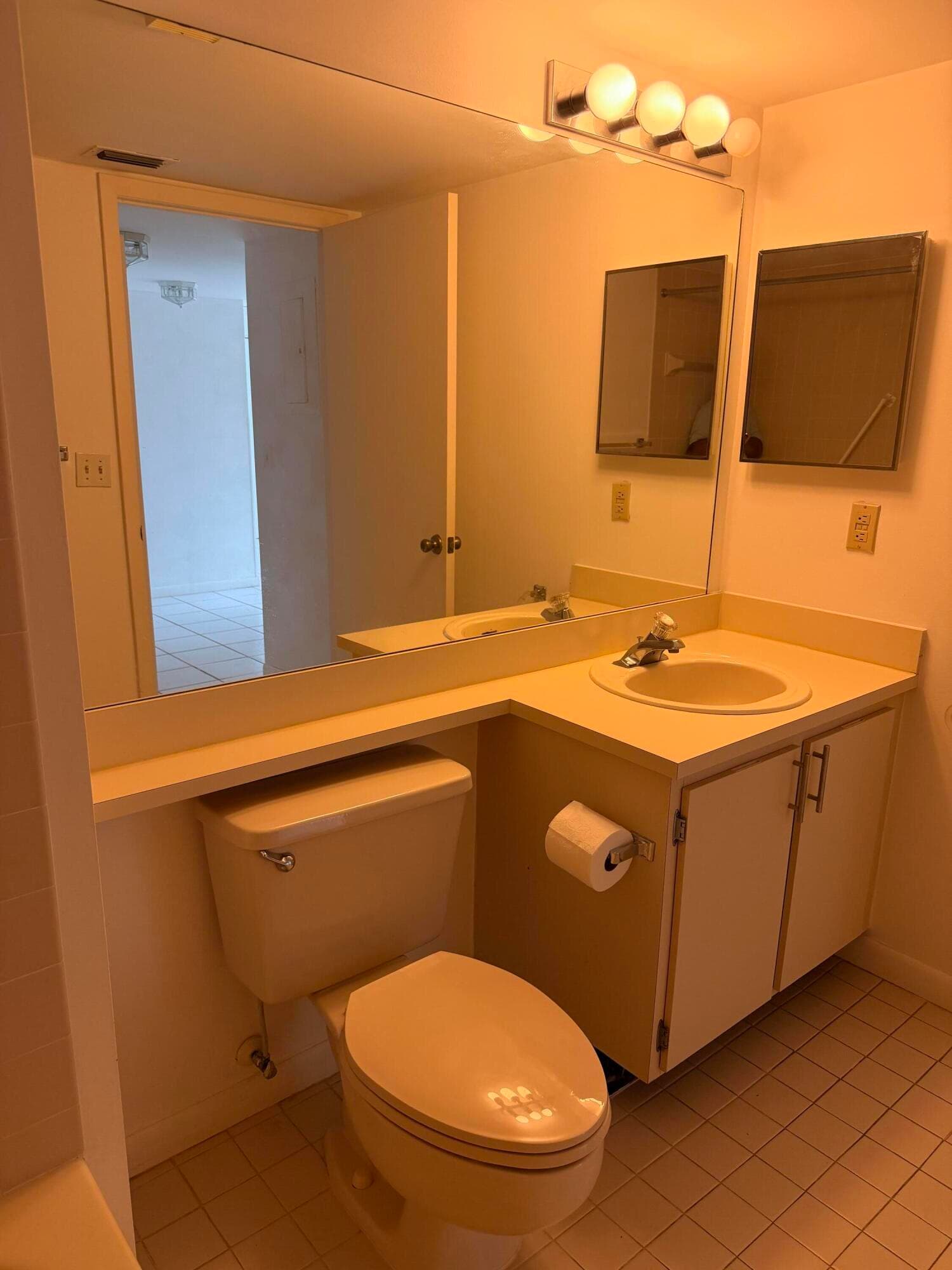 3146 Via Ponciana 301, Lake Worth, FL 33467 — photo 14 of 30