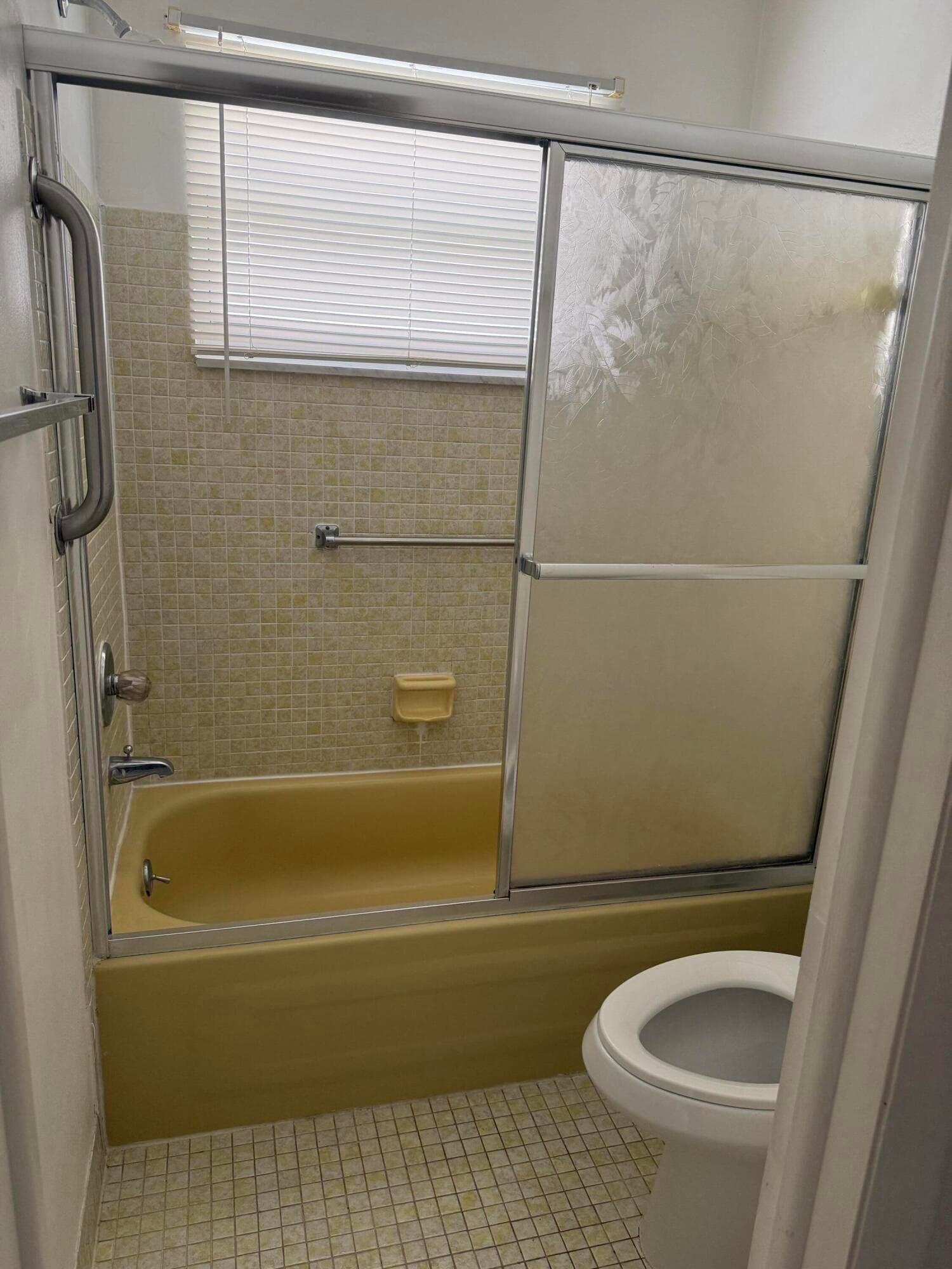 211 Country Lane E A, Boynton Beach, FL 33435 — photo 9 of 13