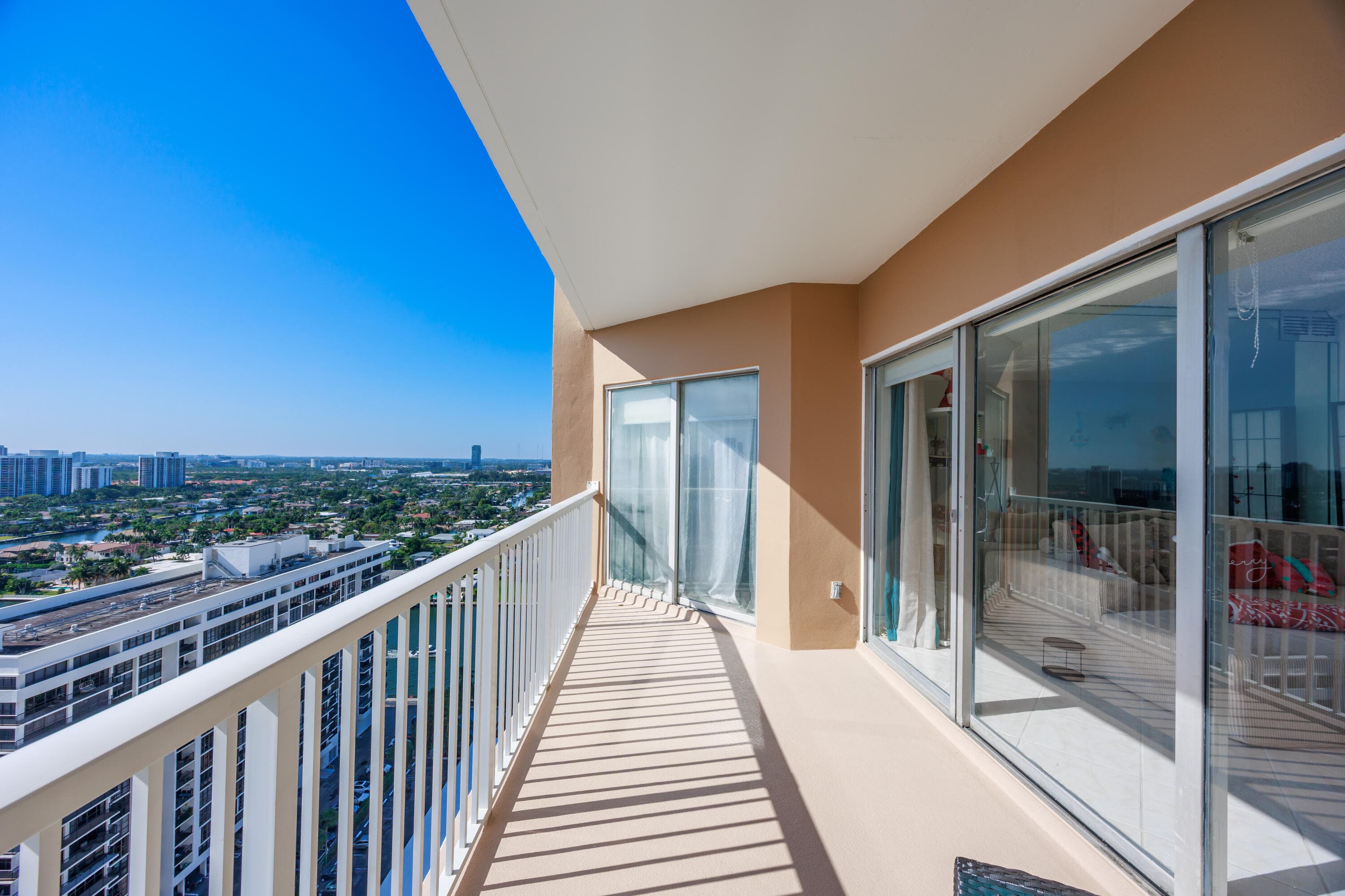1985 S Ocean Drive Pha, Hallandale Beach, FL 33009 — photo 32 of 49