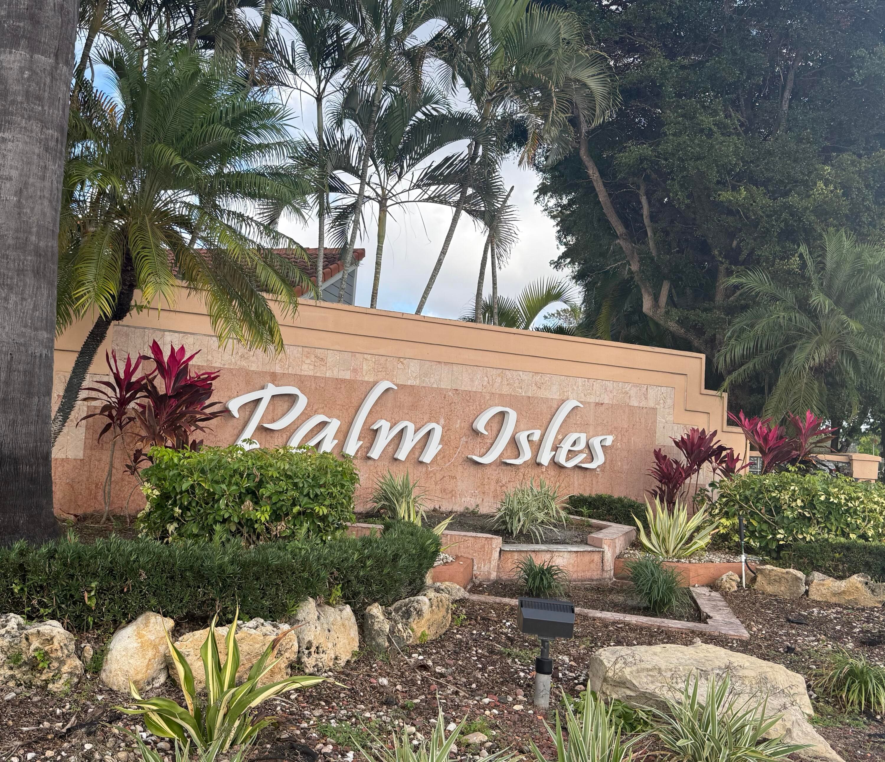 9904 Summerbrook Terrace B, Boynton Beach, FL 33437 — photo 1 of 33