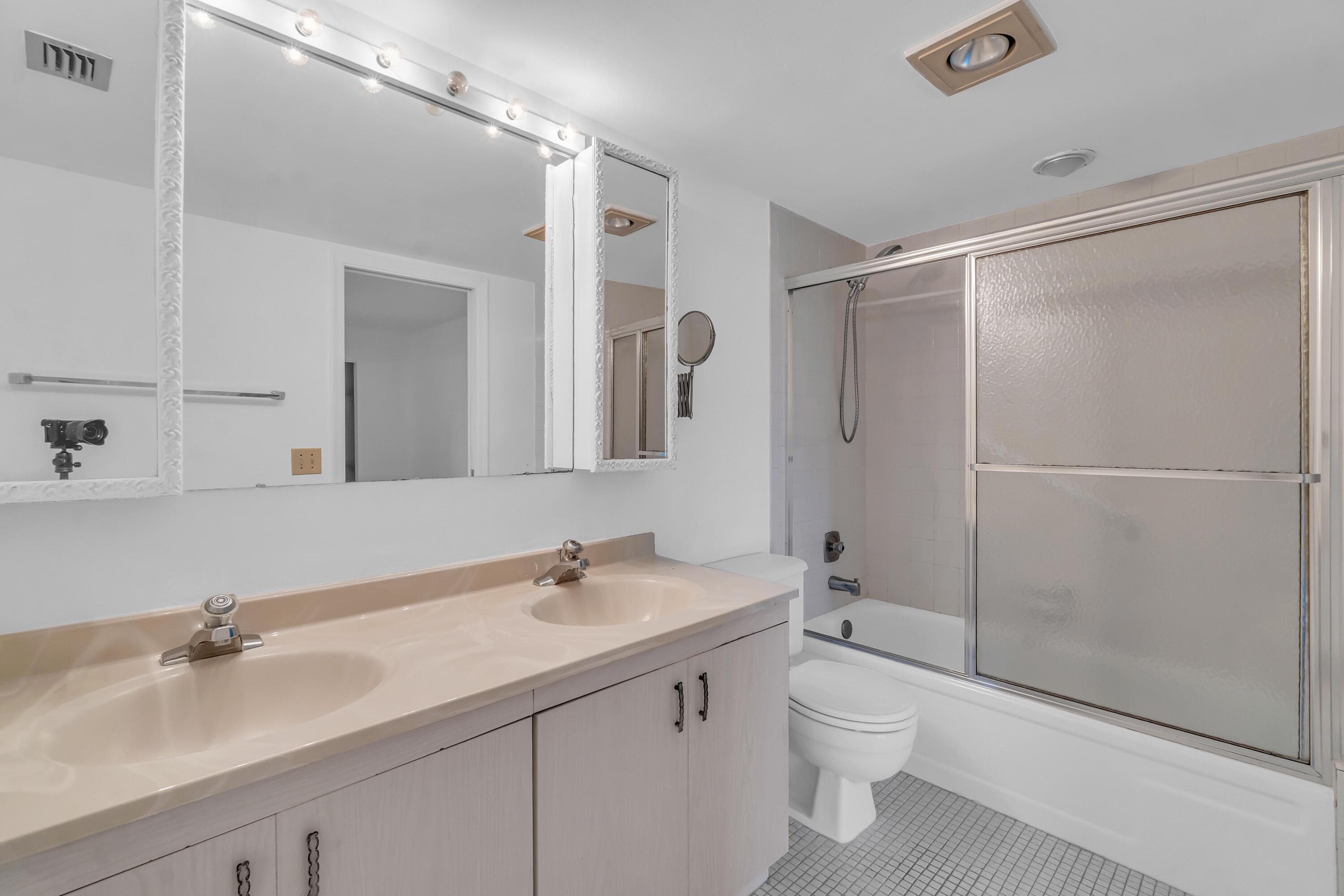 2505 Antigua Terrace E3, Coconut Creek, FL 33066 — photo 12 of 38