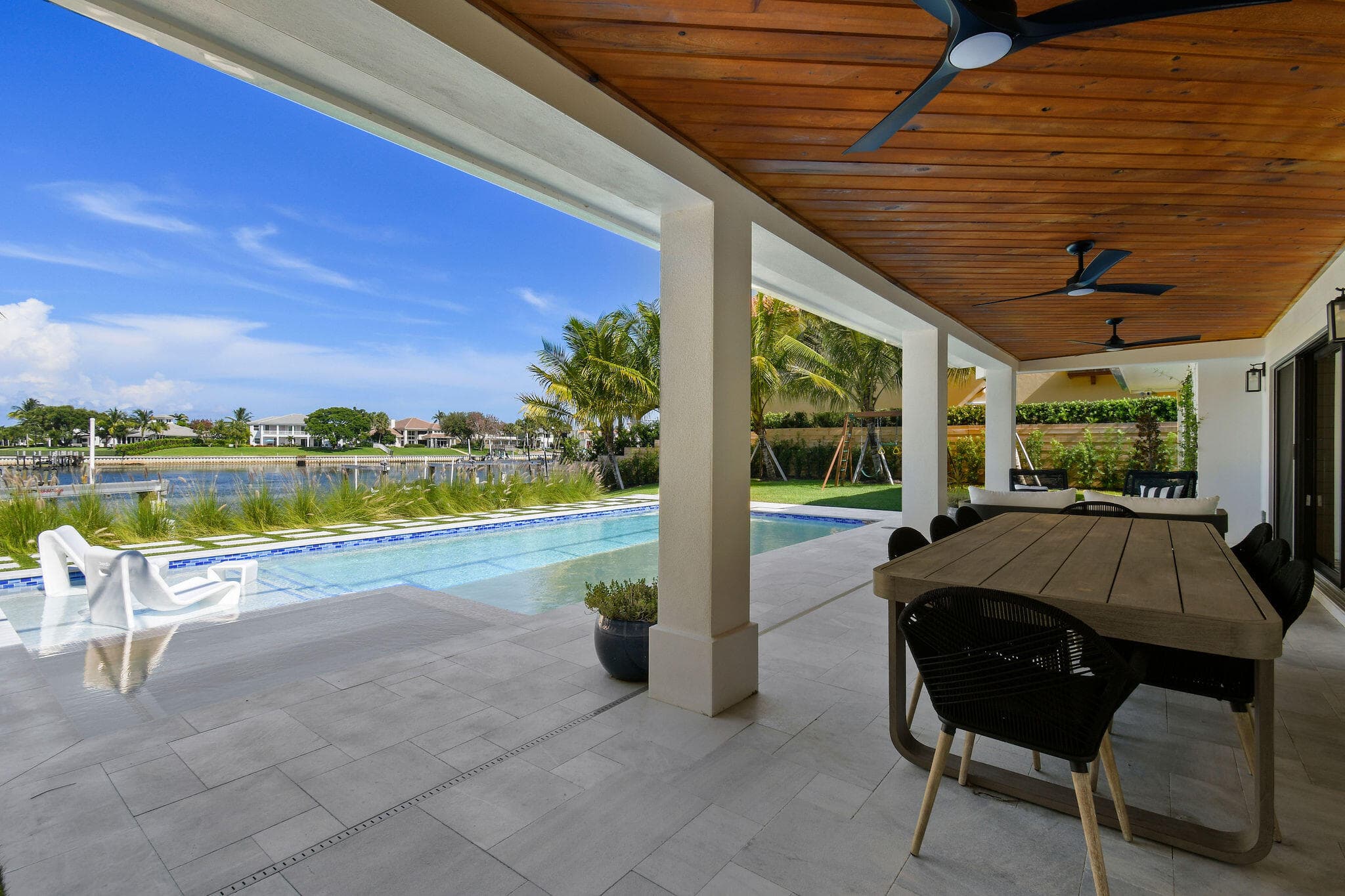 12880 S Shore Drive, Palm Beach Gardens, FL 33410 — photo 39 of 59