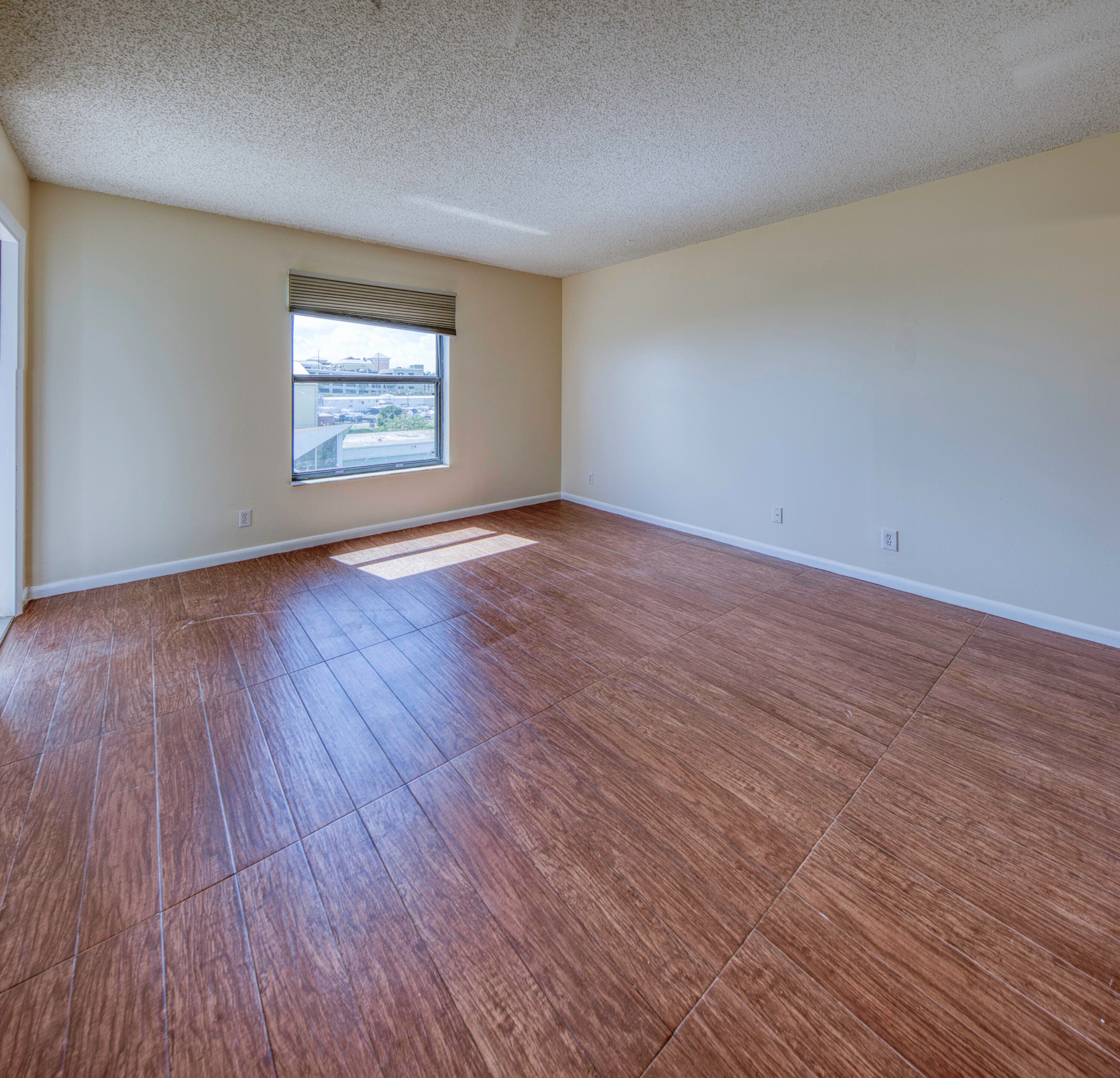 890 N Federal Highway 412, Lantana, FL 33462 — photo 26 of 46