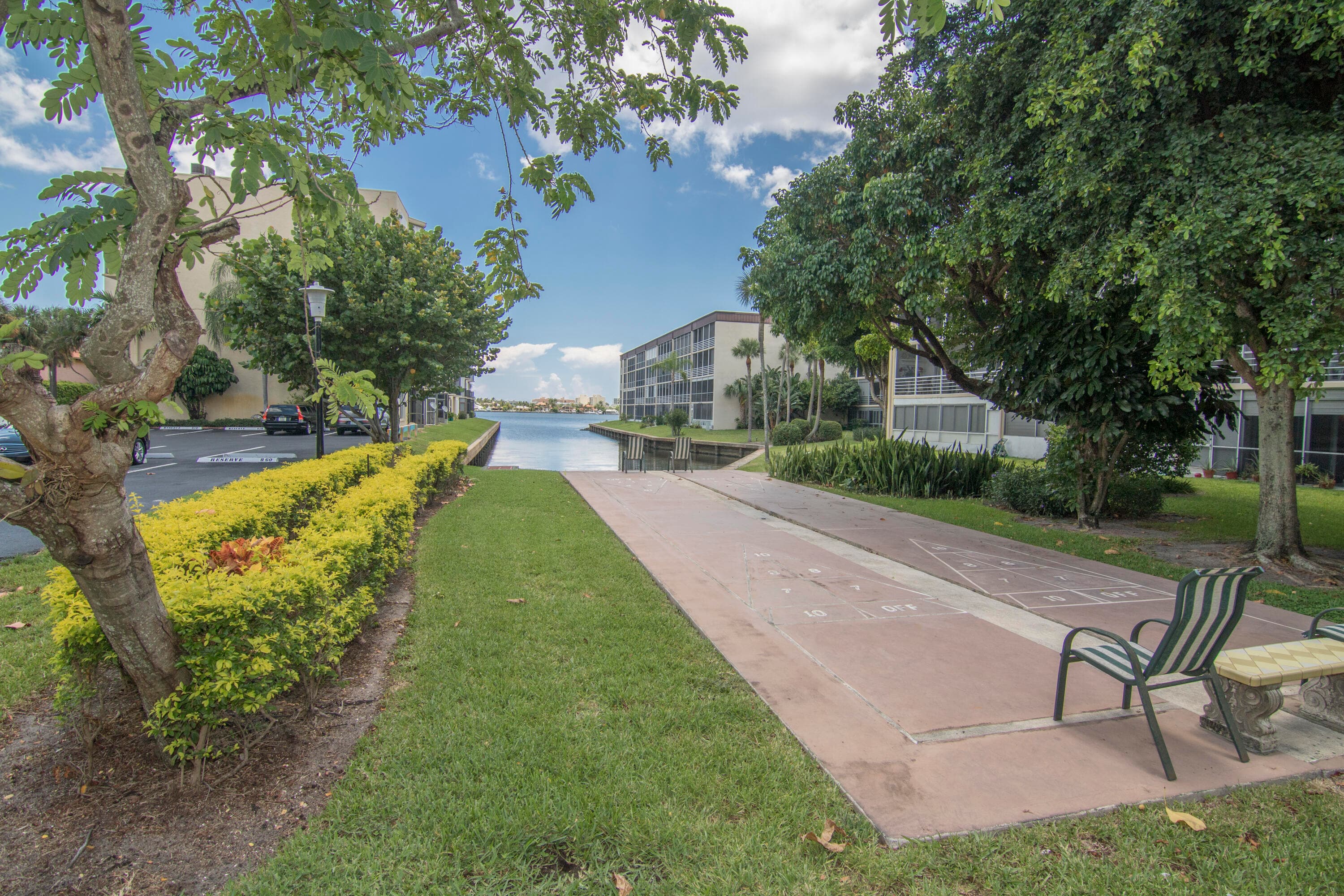 890 N Federal Highway 412, Lantana, FL 33462 — photo 42 of 46