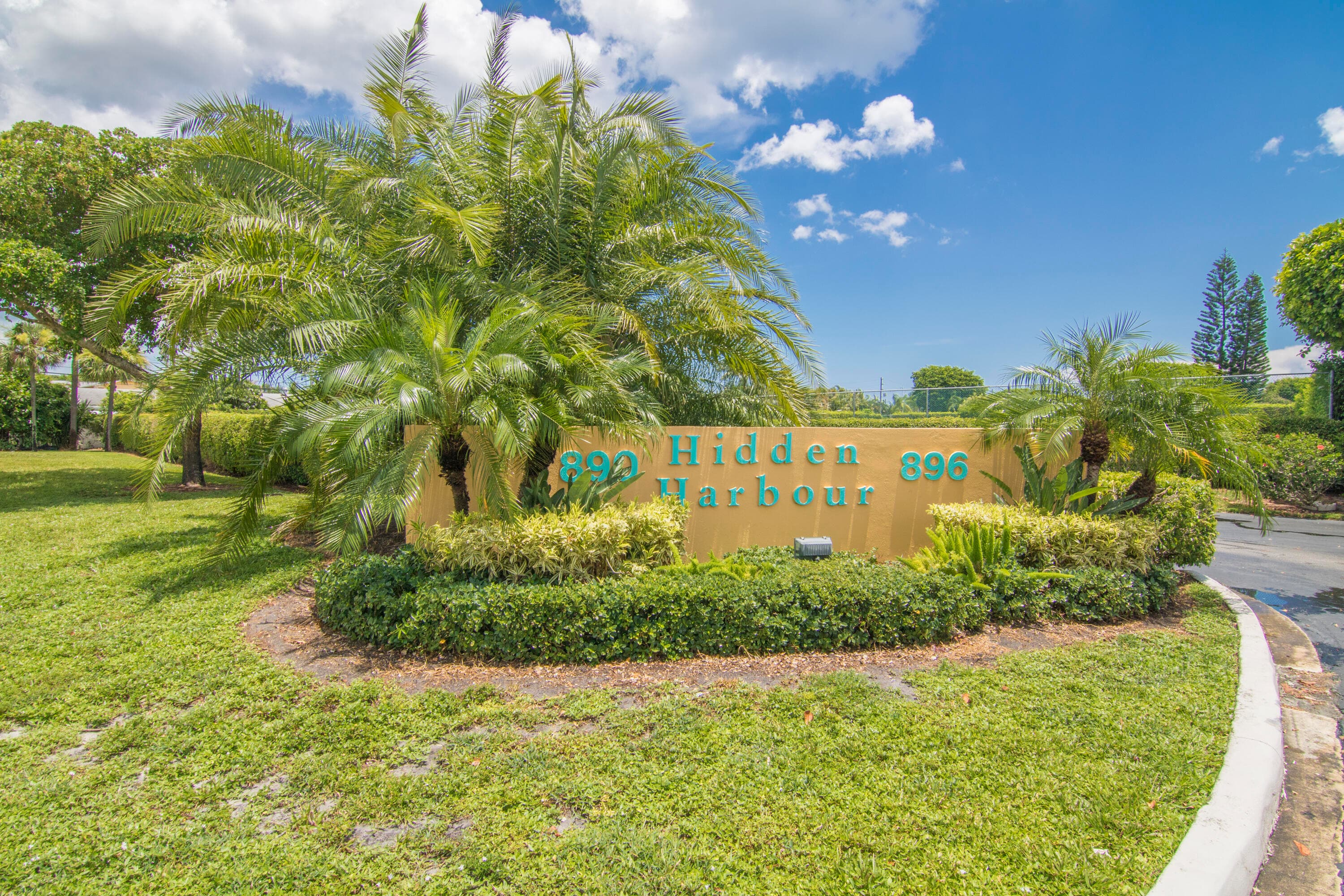 890 N Federal Highway 412, Lantana, FL 33462 — photo 46 of 46