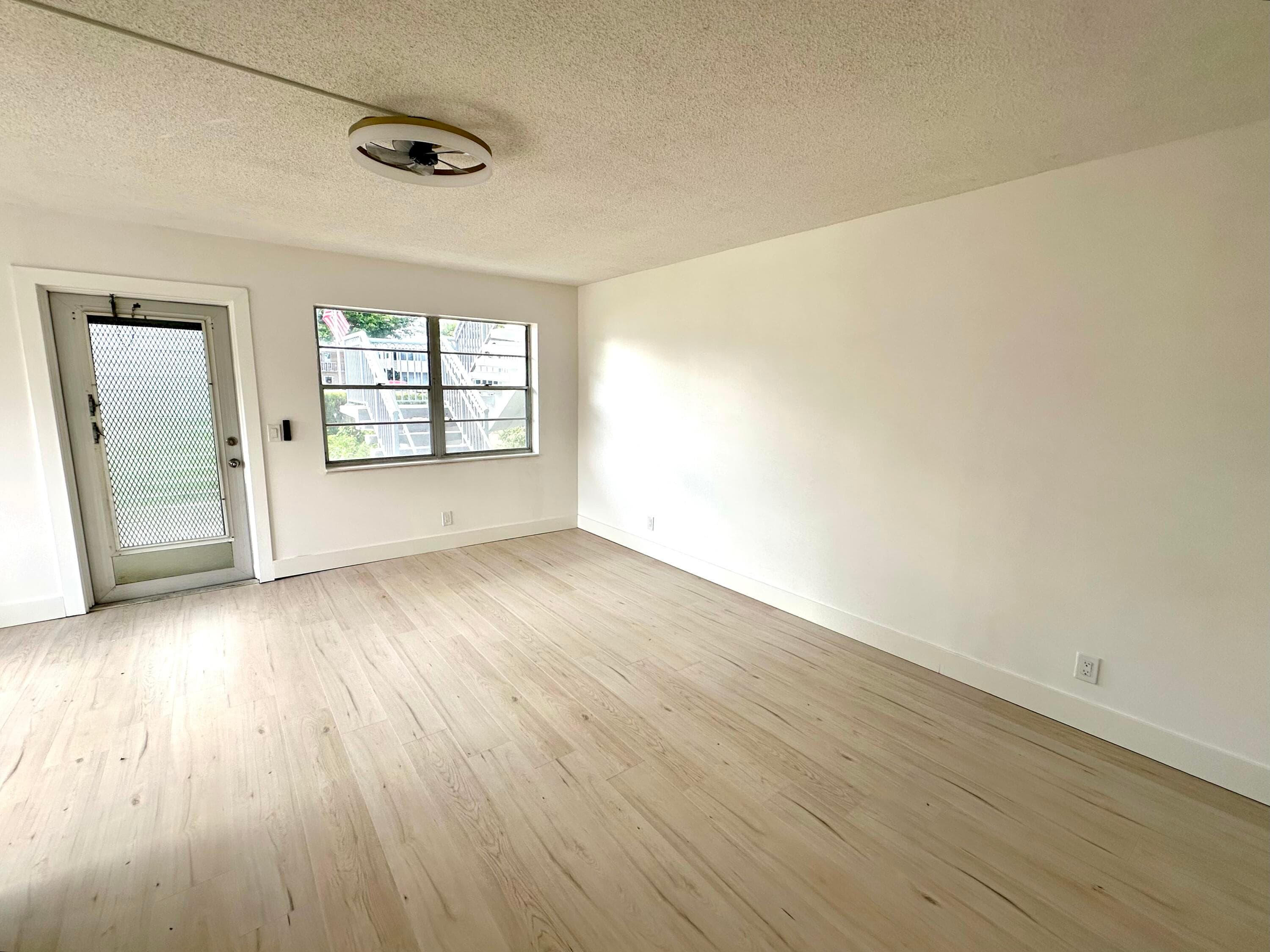 121 Sheffield F, West Palm Beach, FL 33417 — photo 5 of 16
