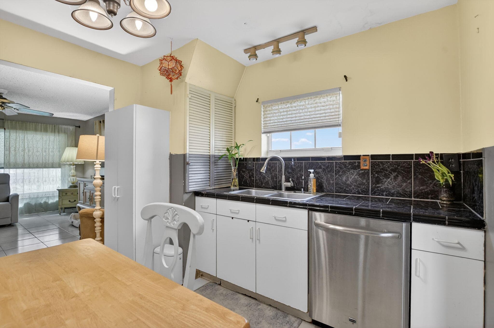 121 NW 28th Court, Pompano Beach, FL 33064 — photo 11 of 26