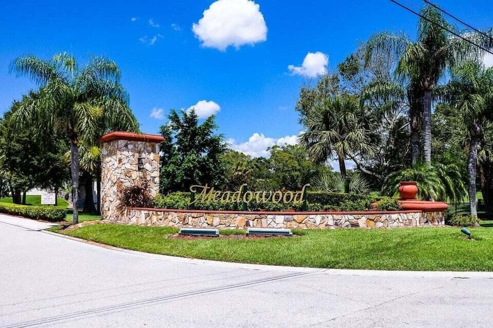 9440 Meadowood Drive 102, Fort Pierce, FL 34951 — photo