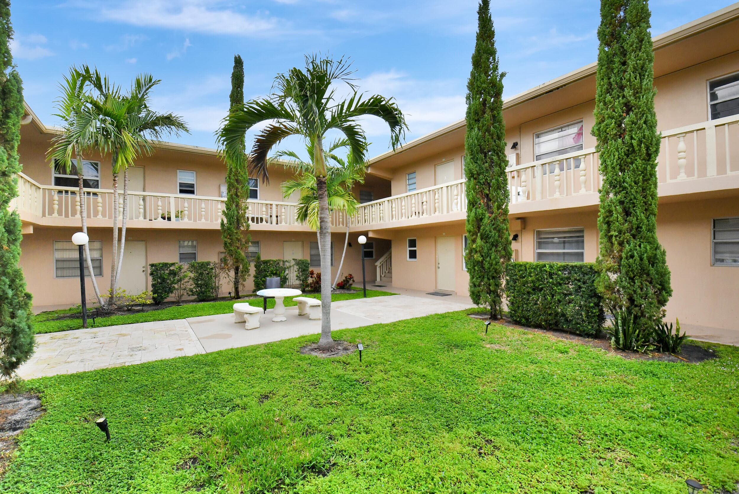 205 NE 3rd Street 208, Boynton Beach, FL 33435 — photo 2 of 12