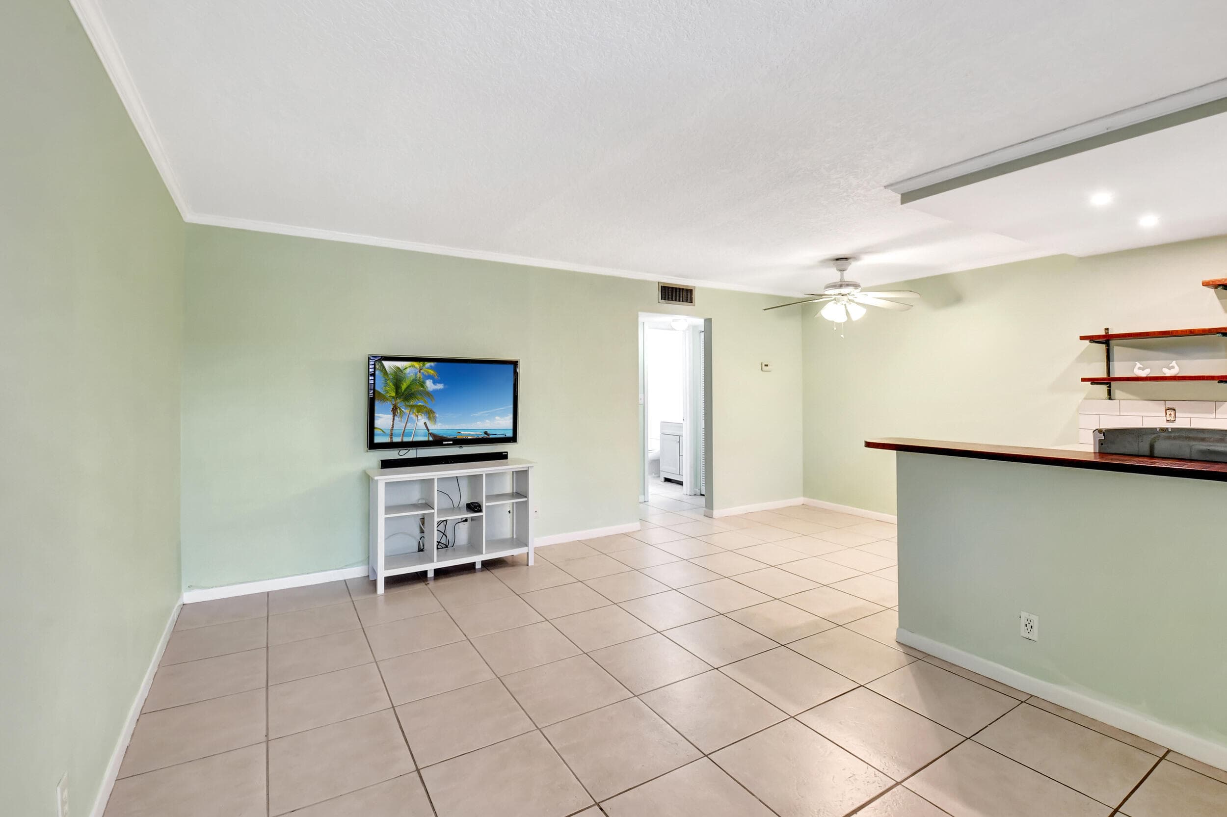 205 NE 3rd Street 208, Boynton Beach, FL 33435 — photo 3 of 12