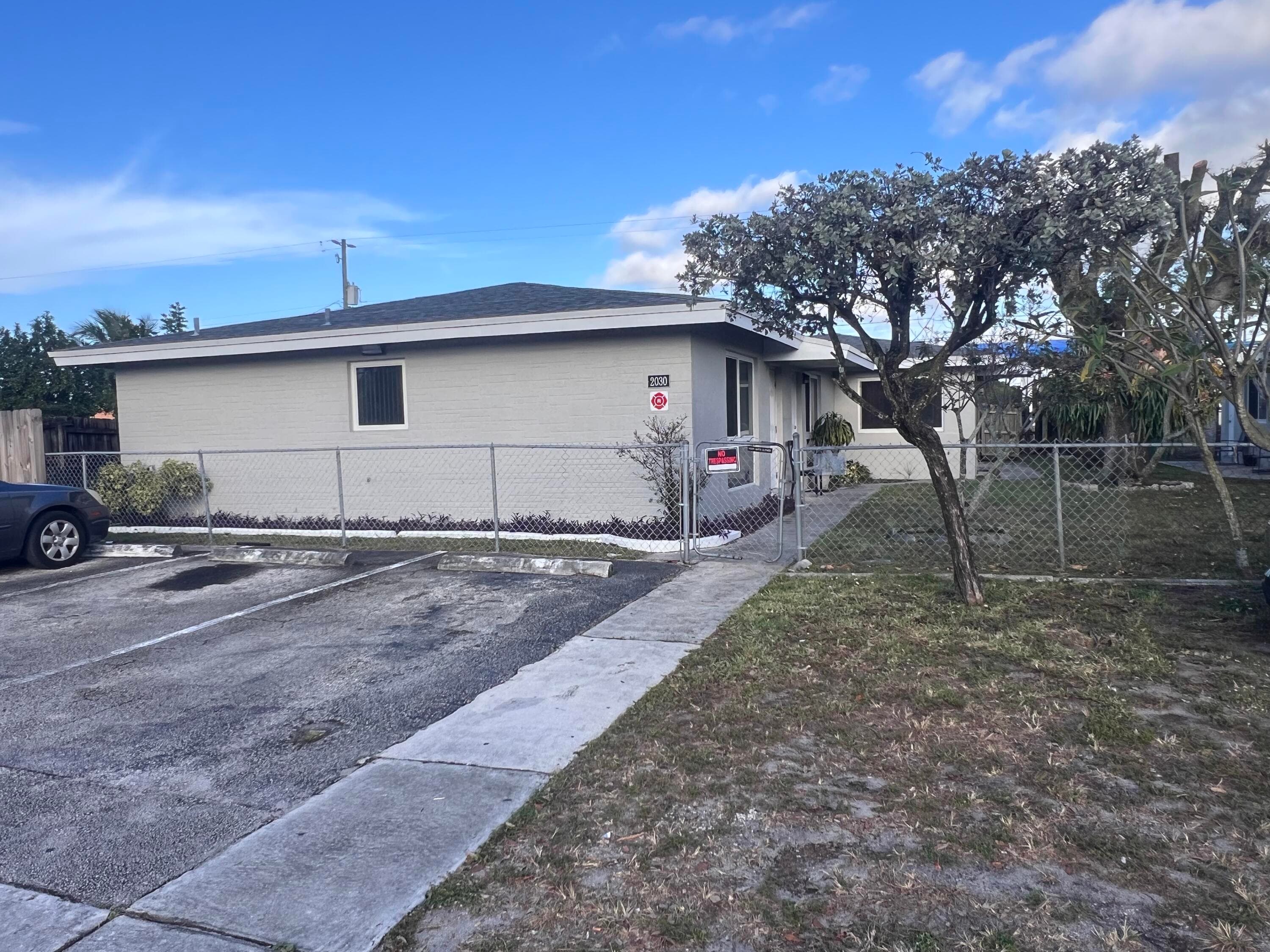 2030 SW 41st Avenue 3, Fort Lauderdale, FL 33317 — photo 16 of 16