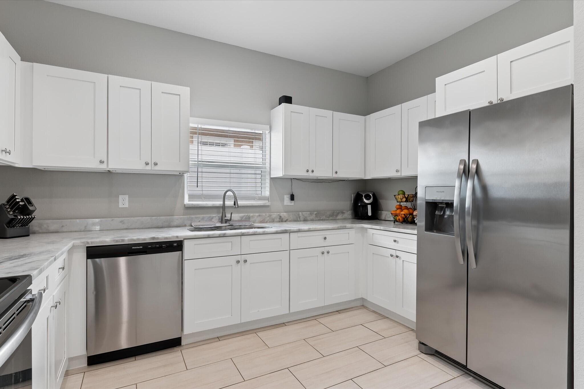 525 NW 12th Avenue, Boynton Beach, FL 33435 — photo 9 of 39