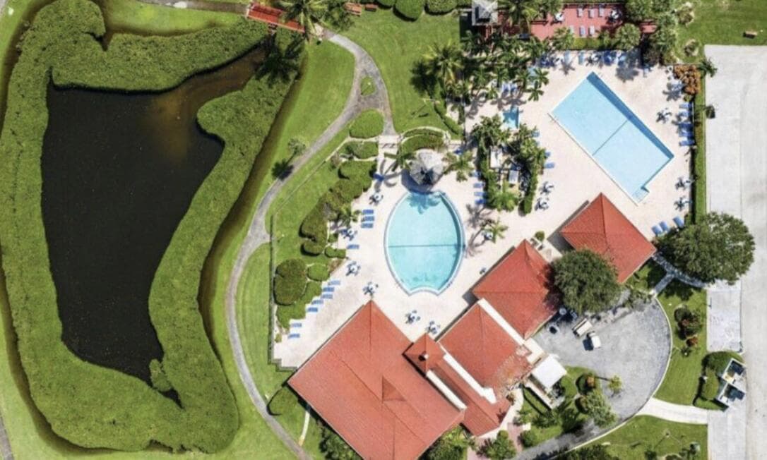 108 Half Moon Circle C3, Hypoluxo, FL 33462 — photo 27 of 35