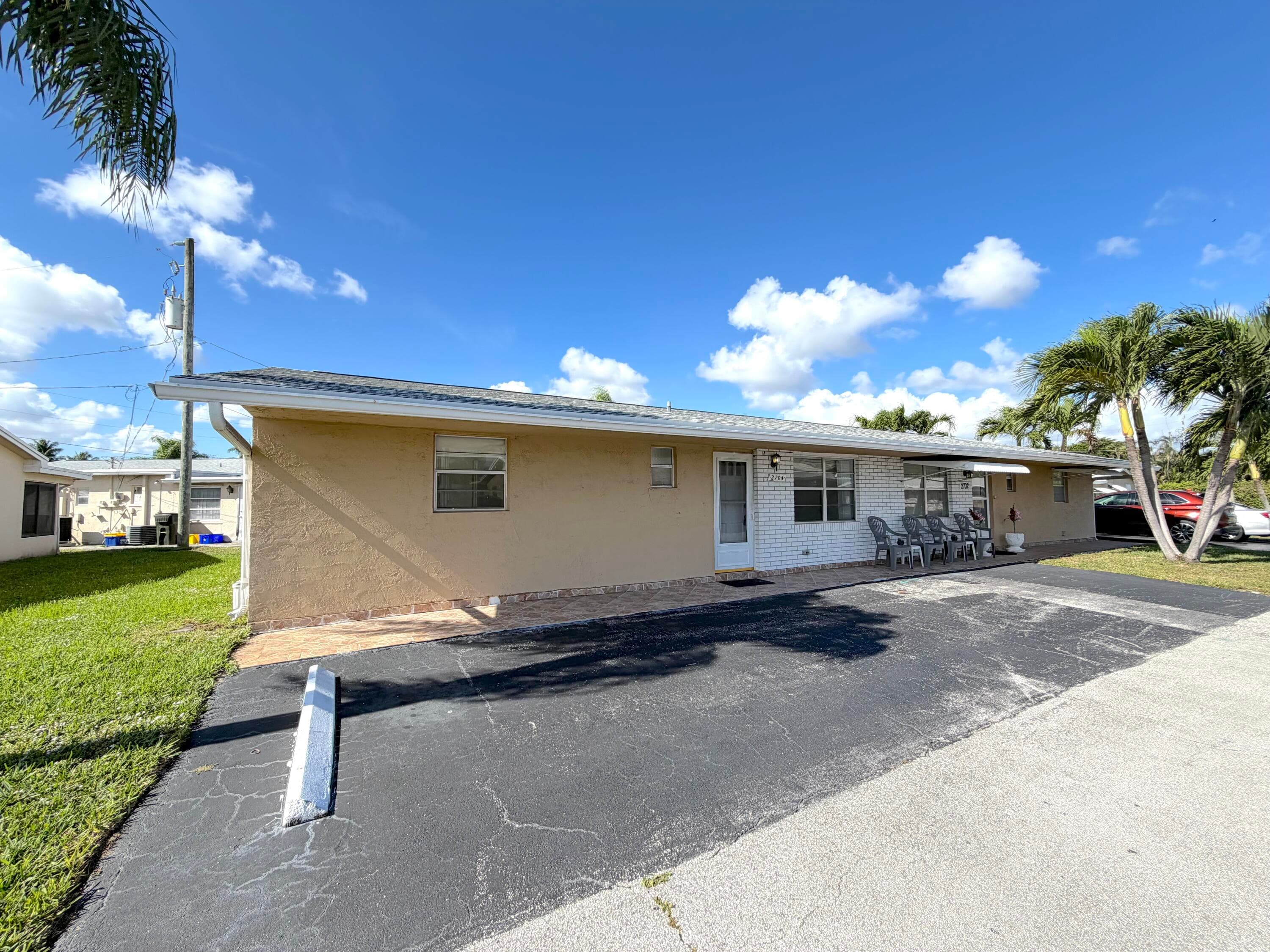 2704 Knight Lane, Delray Beach, FL 33445 — photo 1 of 27