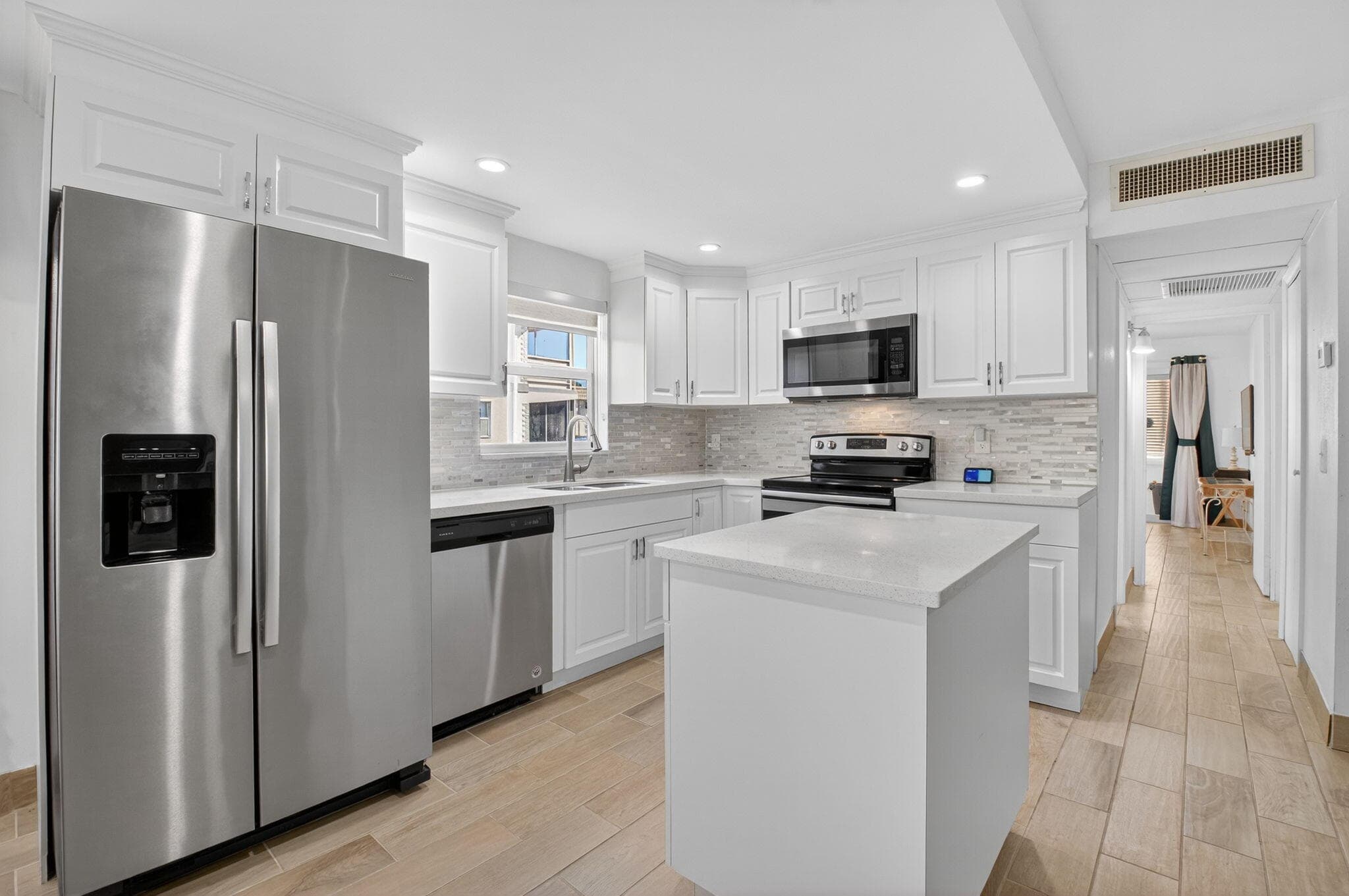 60 Brittany B, Delray Beach, FL 33446 — photo 2 of 50