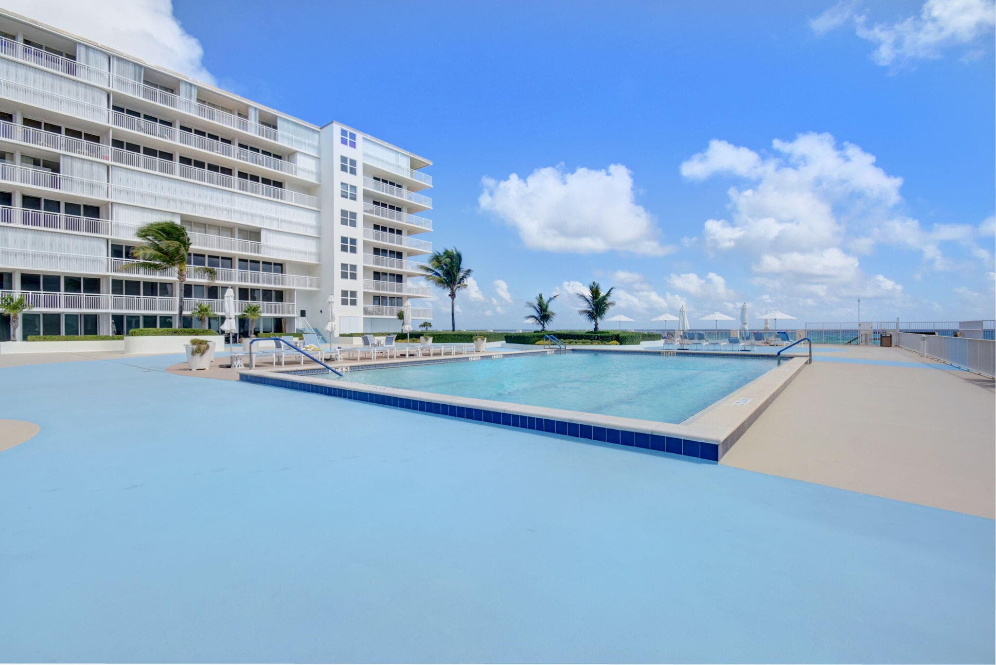 3546 S Ocean Boulevard S 512, South Palm Beach, FL 33480 — photo 28 of 59