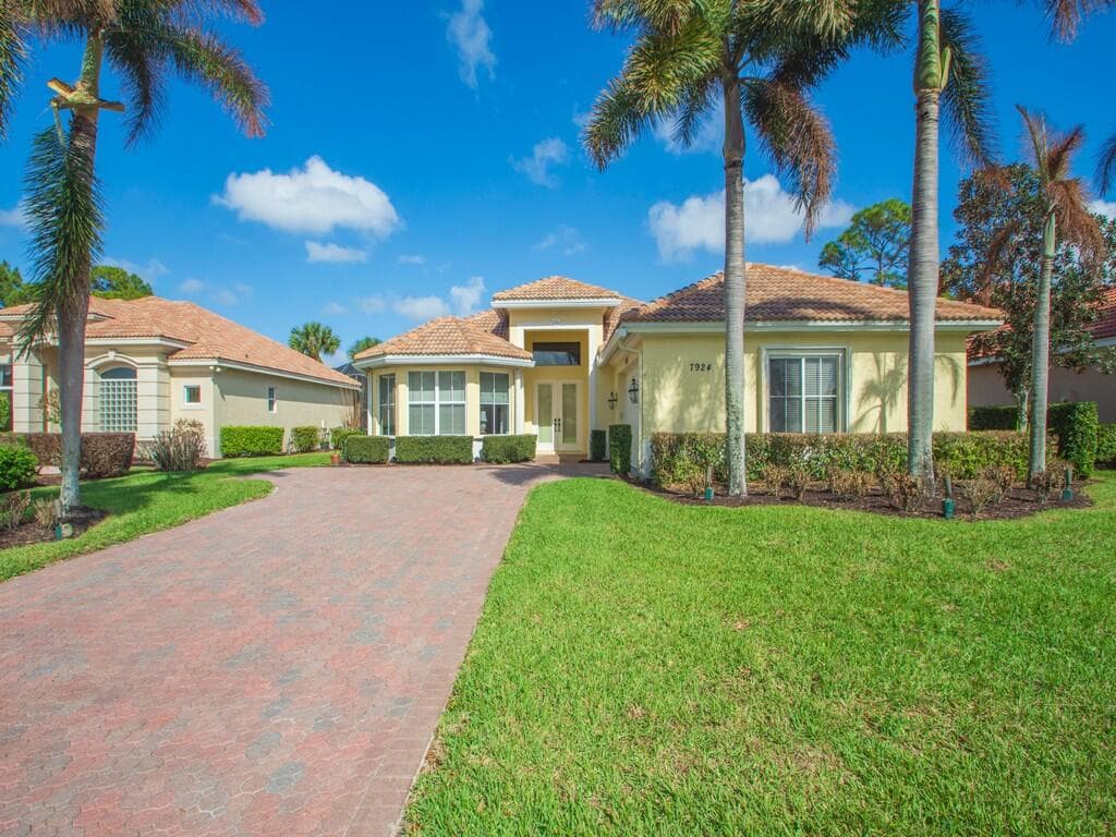 7924 Links Way, Port St. Lucie, FL 34986 — photo 32 of 49