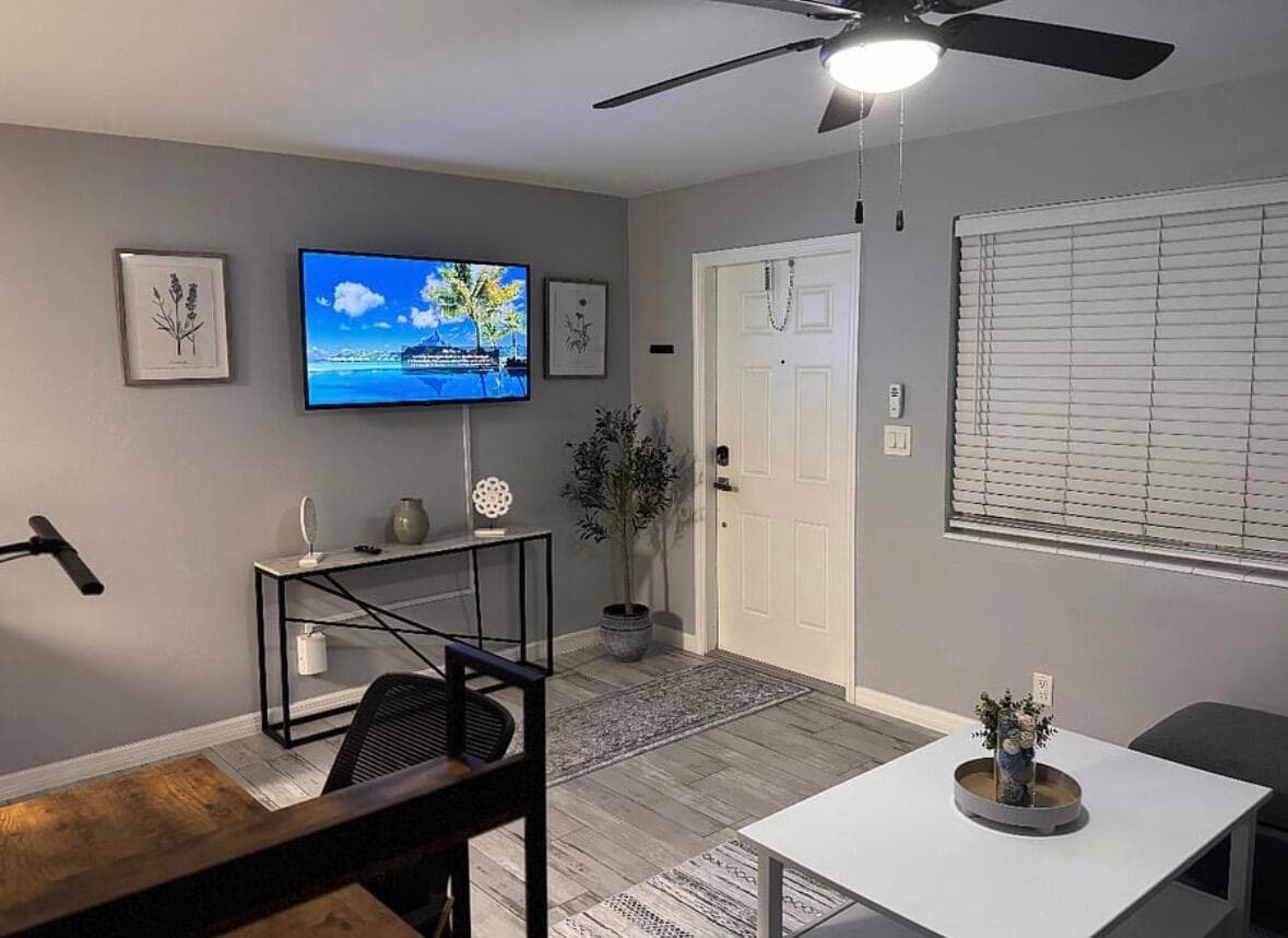 136 Akron Street A1, Lake Worth Beach, FL 33461 — photo 7 of 12