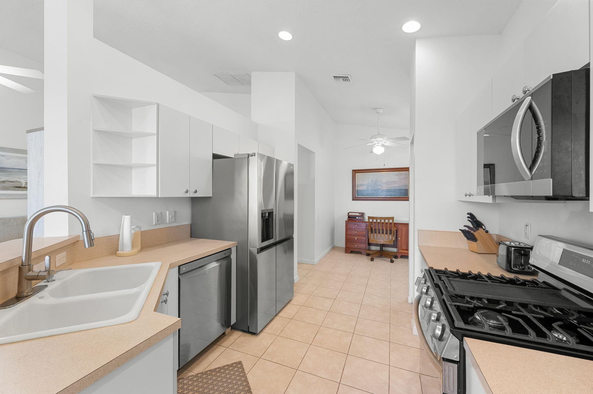 364 NW Sunview Way, Port St. Lucie, FL 34986 — photo 12 of 37