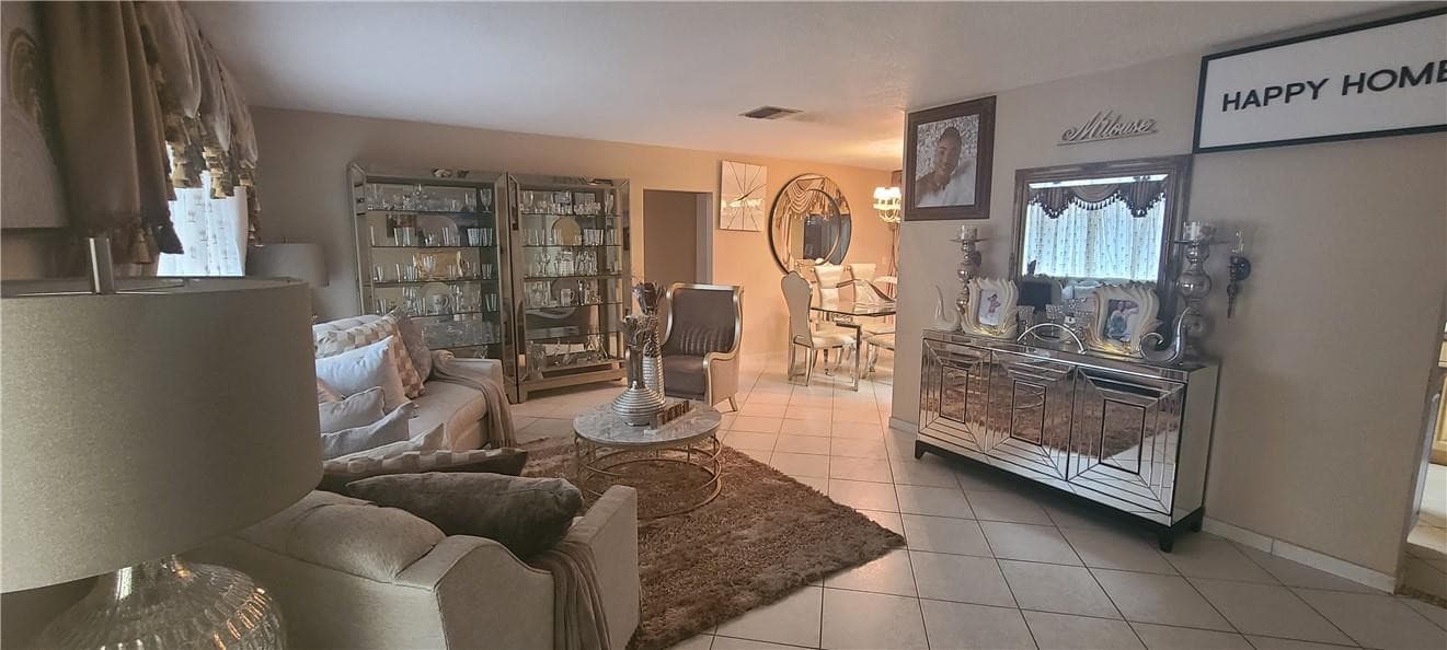 8208 NW 57th Place, Tamarac, FL 33321 — photo 4 of 28