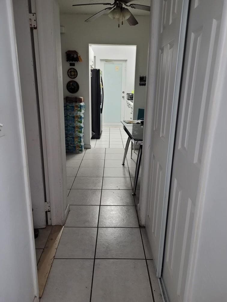 7424 Byron Avenue 6B, Miami Beach, FL 33141 — photo 4 of 7