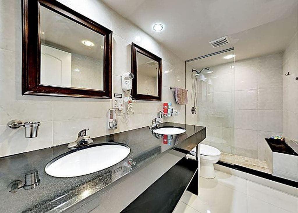 4040 Galt Ocean Drive 805, Fort Lauderdale, FL 33308 — photo 15 of 37