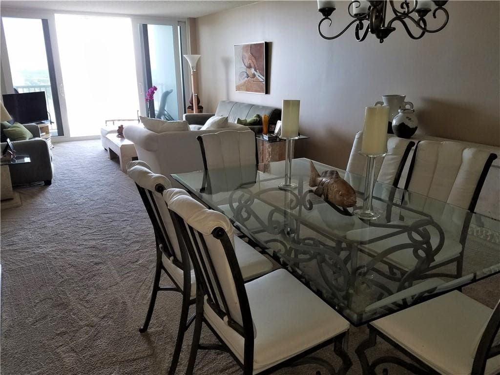 Condominium in Pompano Beach — photo 5 of 31