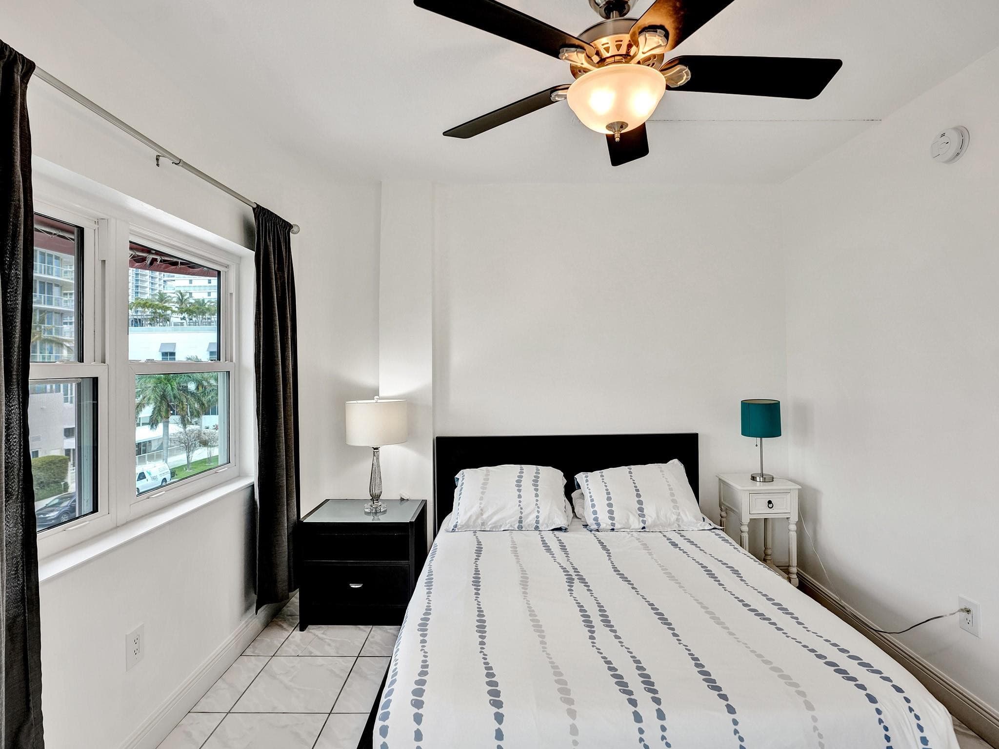 341 N Birch Road 415, Fort Lauderdale, FL 33304 — photo 23 of 70