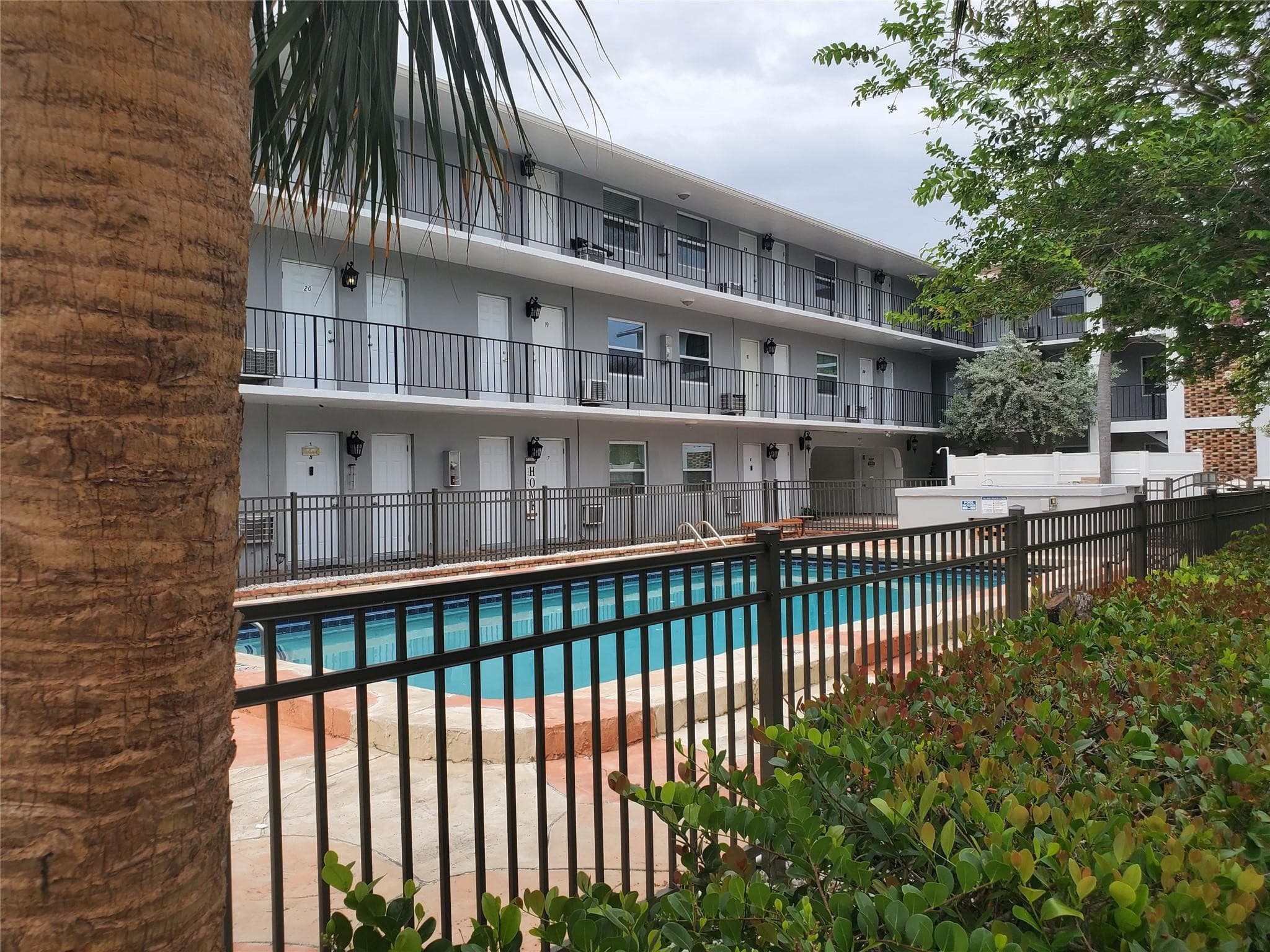 1021 NE 24th Avenue 4, Pompano Beach, FL 33062 — photo 21 of 21