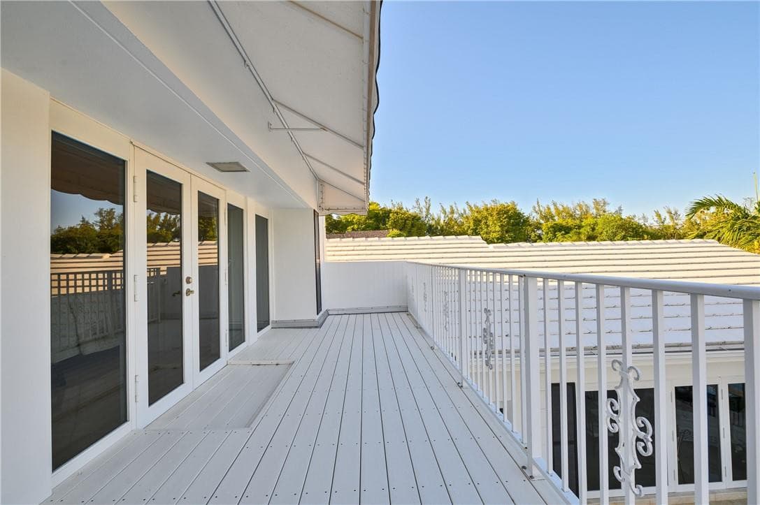 2 Compass Lane, Fort Lauderdale, FL 33308 — photo 31 of 43