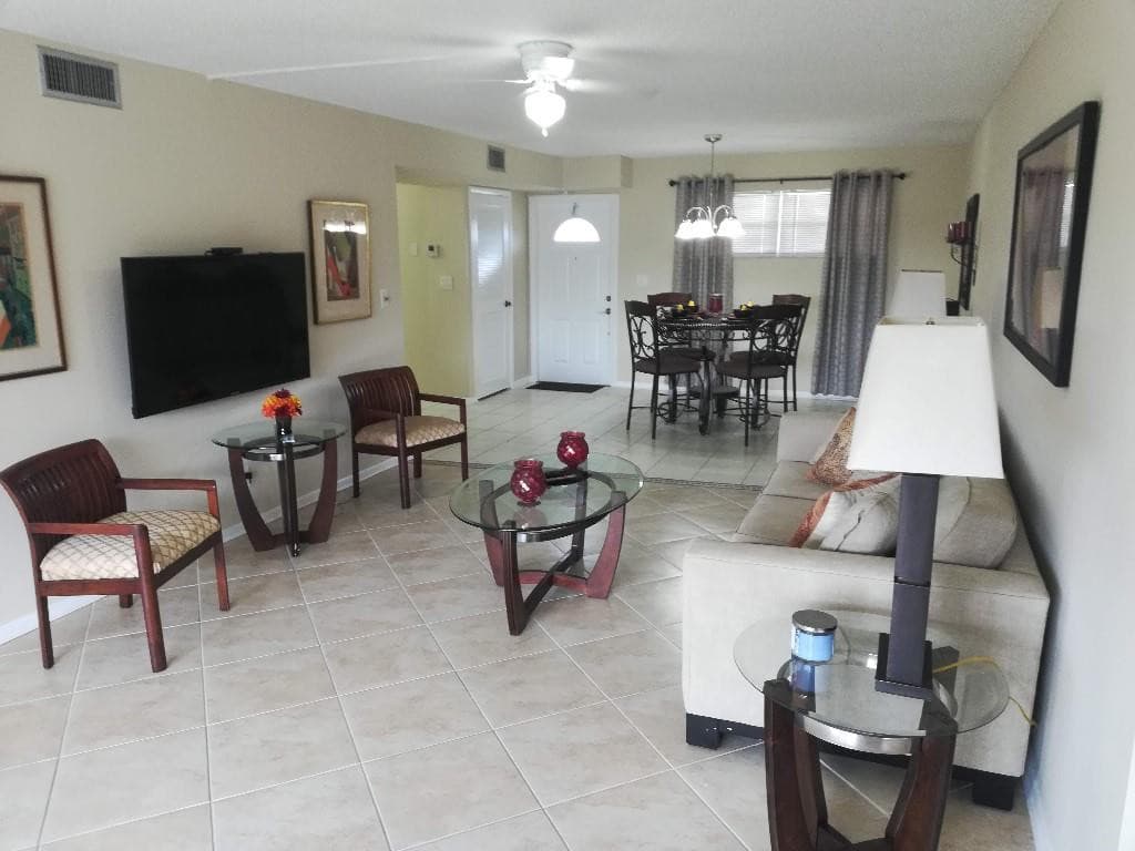 9420 S Hollybrook Lake Drive 305, Pembroke Pines, FL 33025 — photo 13 of 49