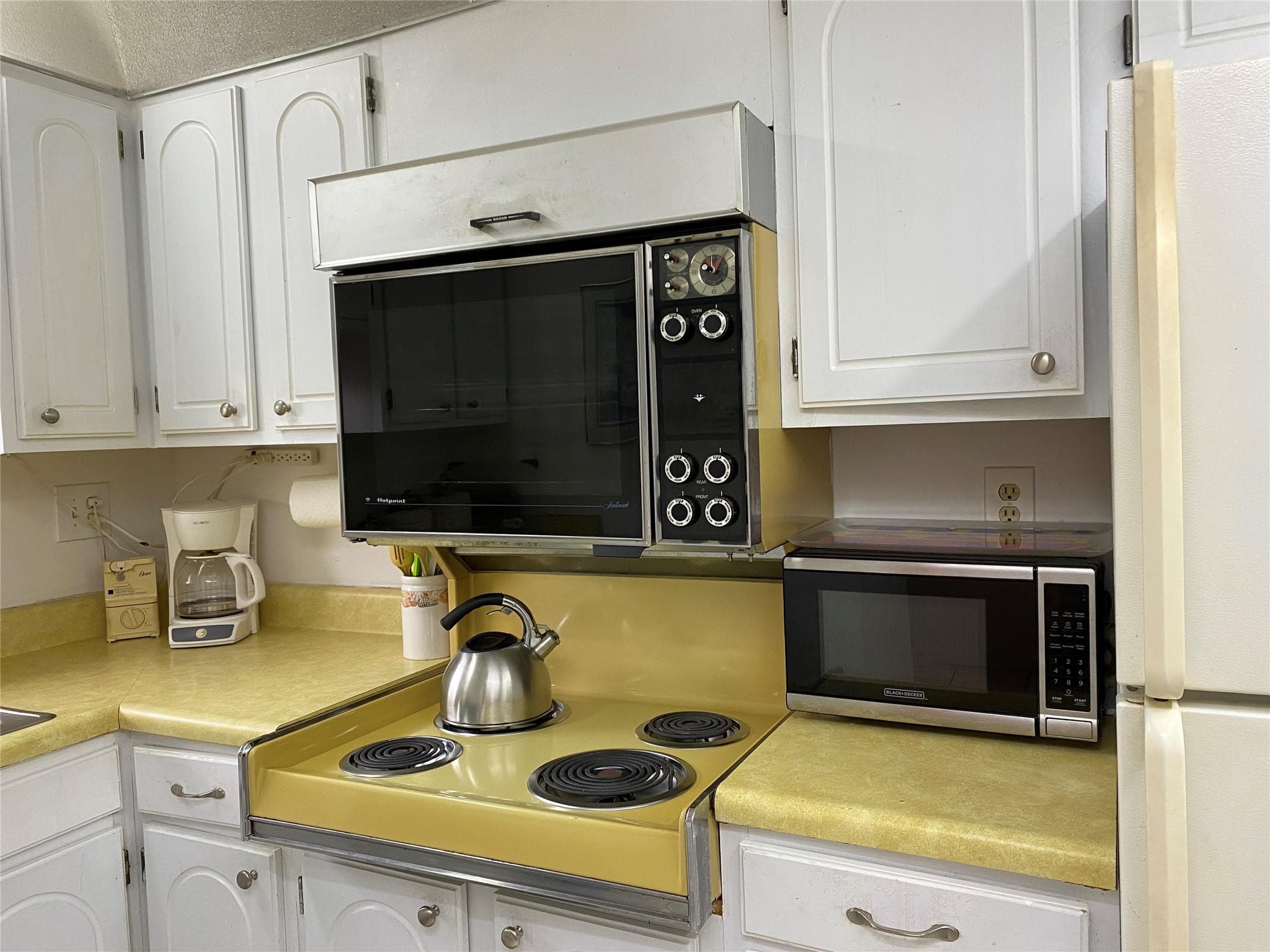 811 S Hollybrook Drive 203, Pembroke Pines, FL 33025 — photo 10 of 20