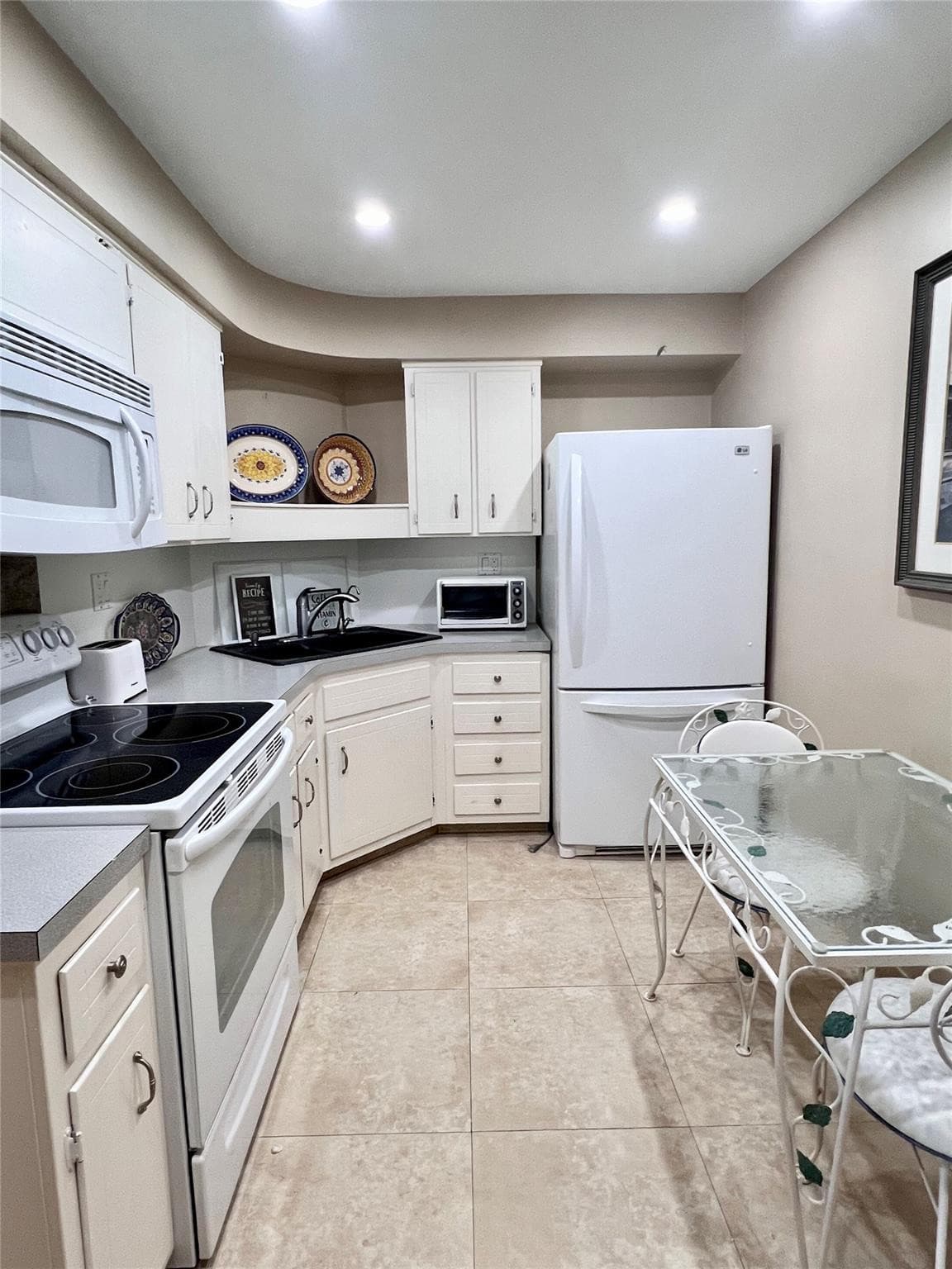 3300 NE 36th Street 518, Fort Lauderdale, FL 33308 — photo 11 of 17