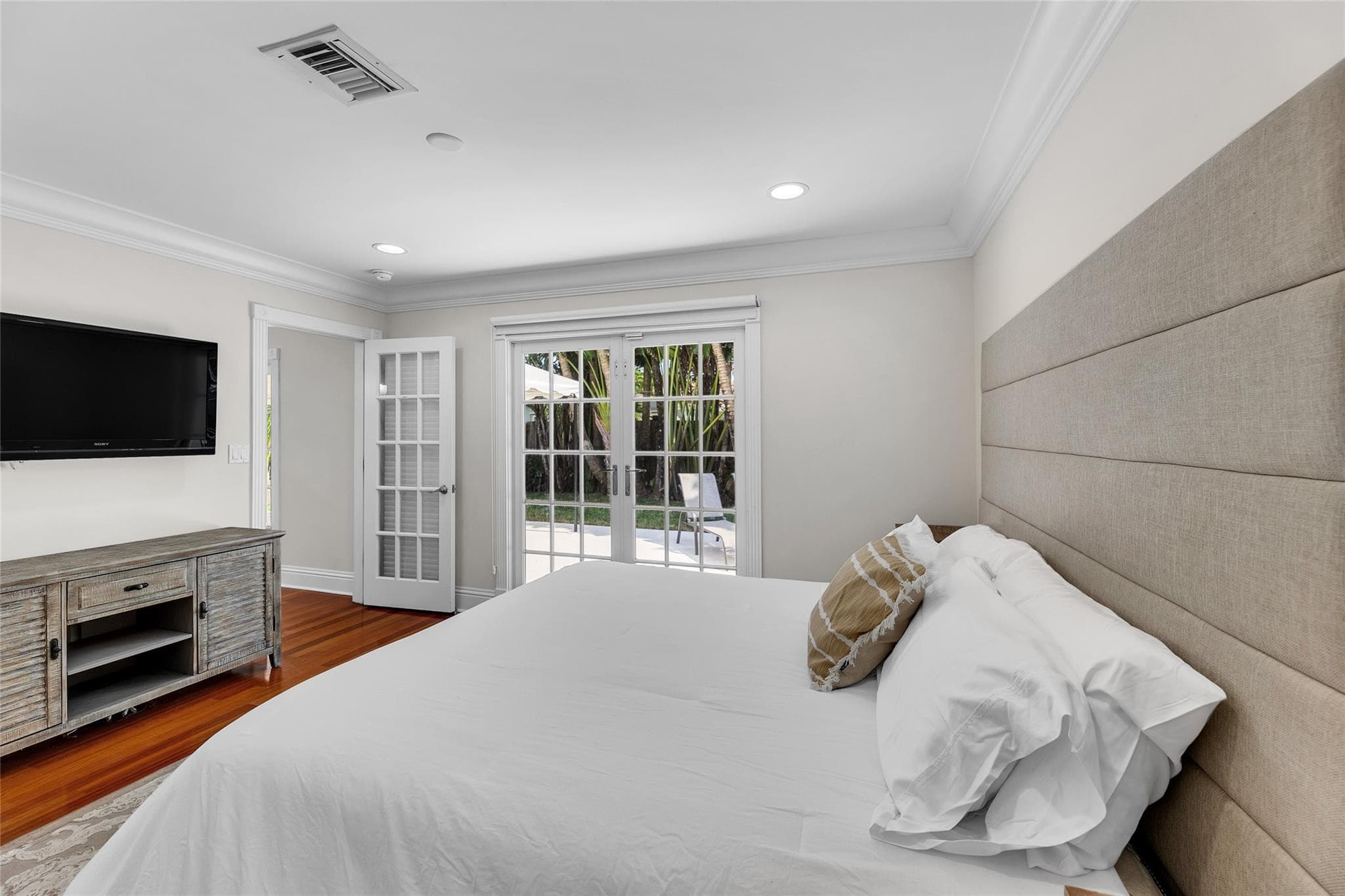 2840 NE 26th Court, Fort Lauderdale, FL 33306 — photo 31 of 69
