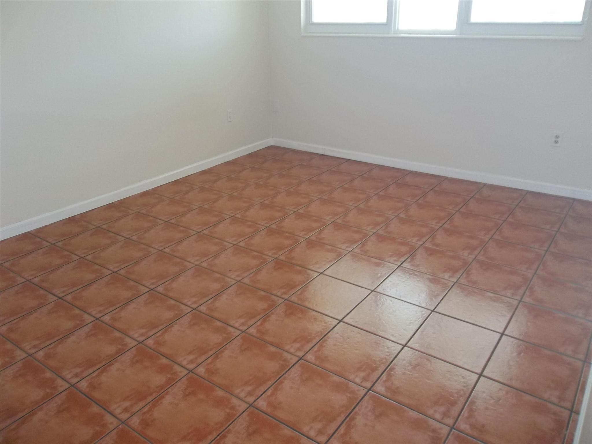 1893 S Ocean Drive 302, Hallandale Beach, FL 33009 — photo 4 of 12