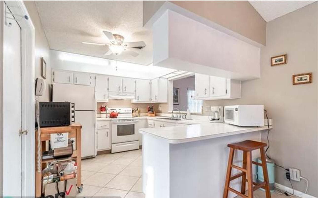1320 SW 82nd Terrace, North Lauderdale, FL 33068 — photo 3 of 12