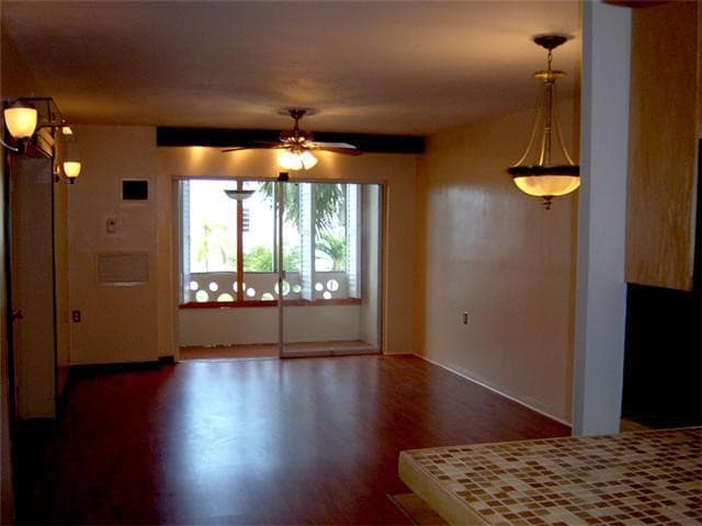 Condominium in North Miami — photo 4 of 16