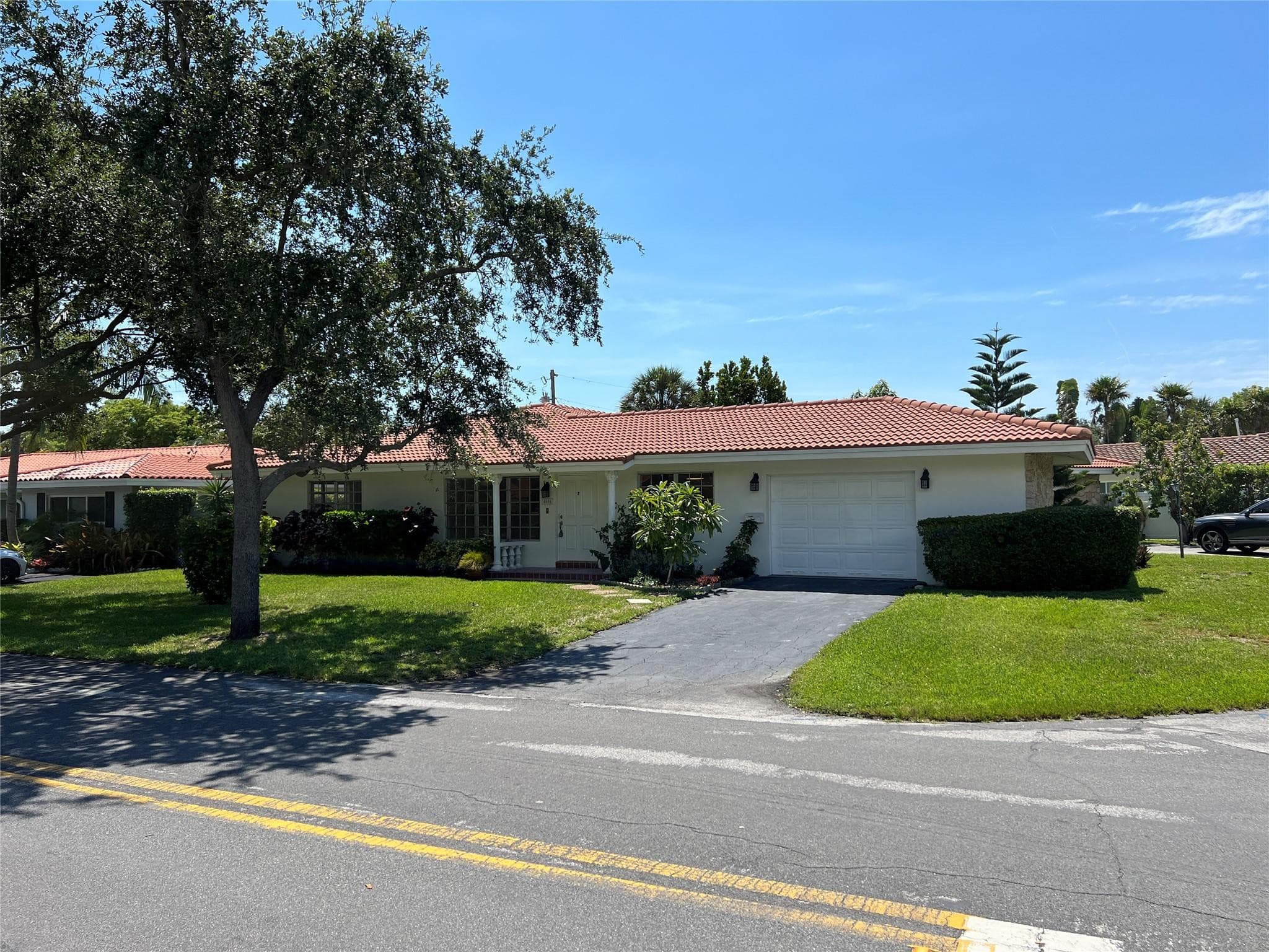 4800 NE 21st Avenue, Fort Lauderdale, FL 33308 — photo 2 of 35