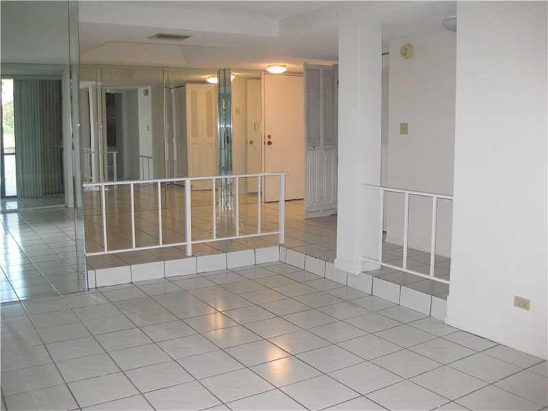 3750 Inverrary Drive 1B, Lauderhill, FL 33319 — photo 4 of 5