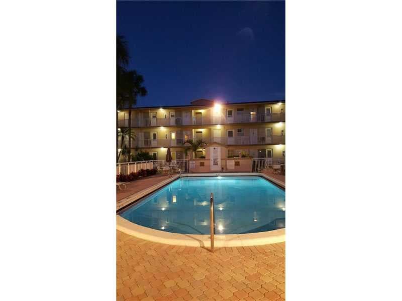 5800 Margate Boulevard 725, Margate, FL 33063 — photo 1 of 8