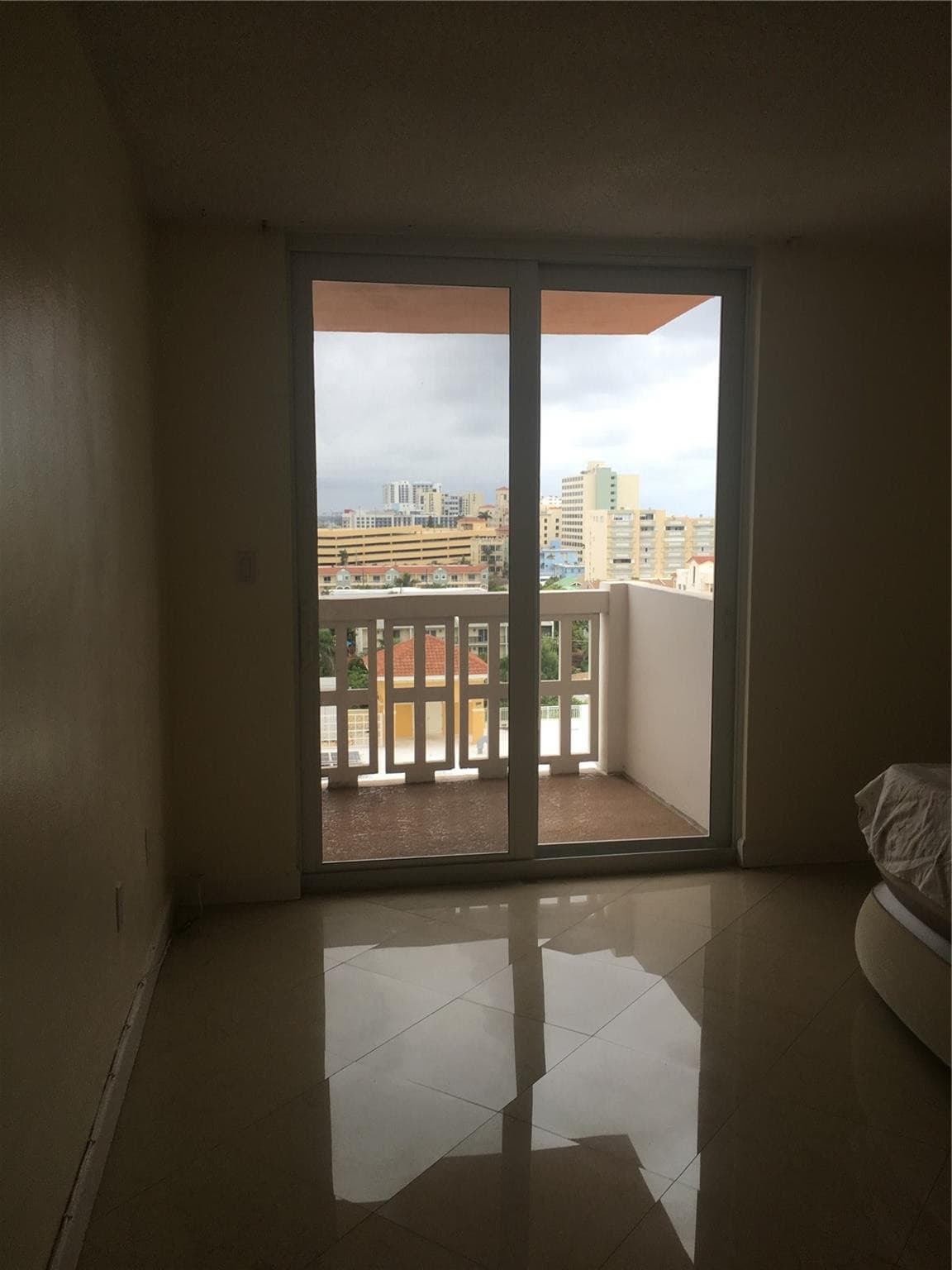 801 S Ocean Drive 905, Hollywood, FL 33019 — photo 7 of 8
