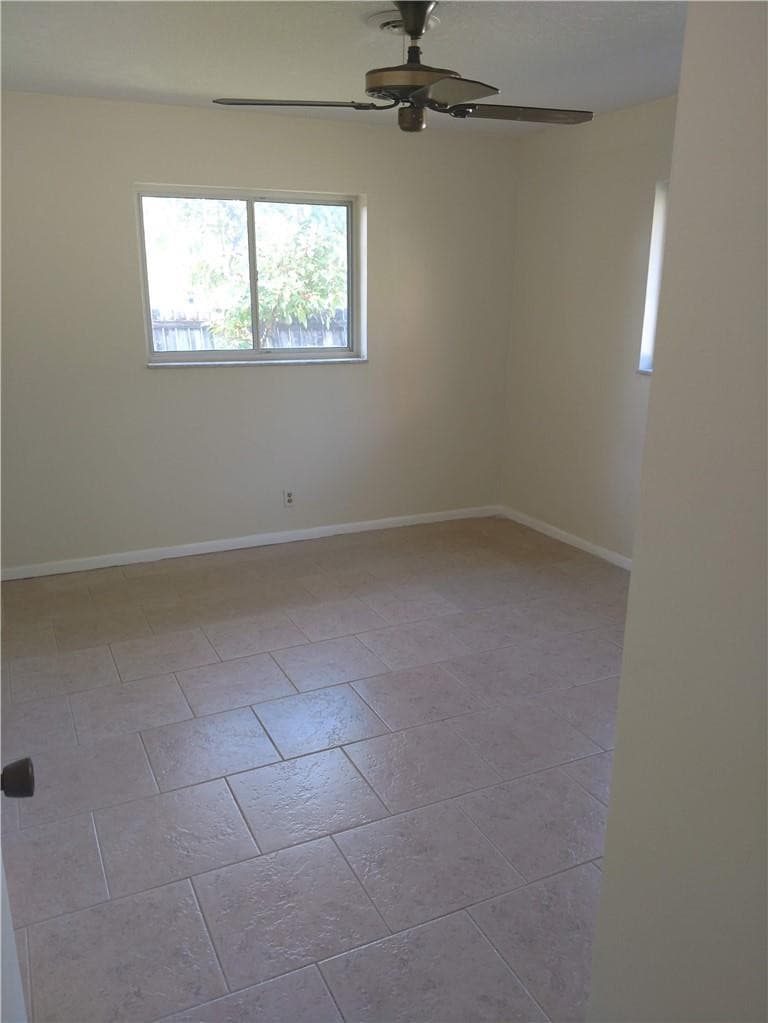 2061 NE 25th Avenue, Pompano Beach, FL 33062 — photo 3 of 12