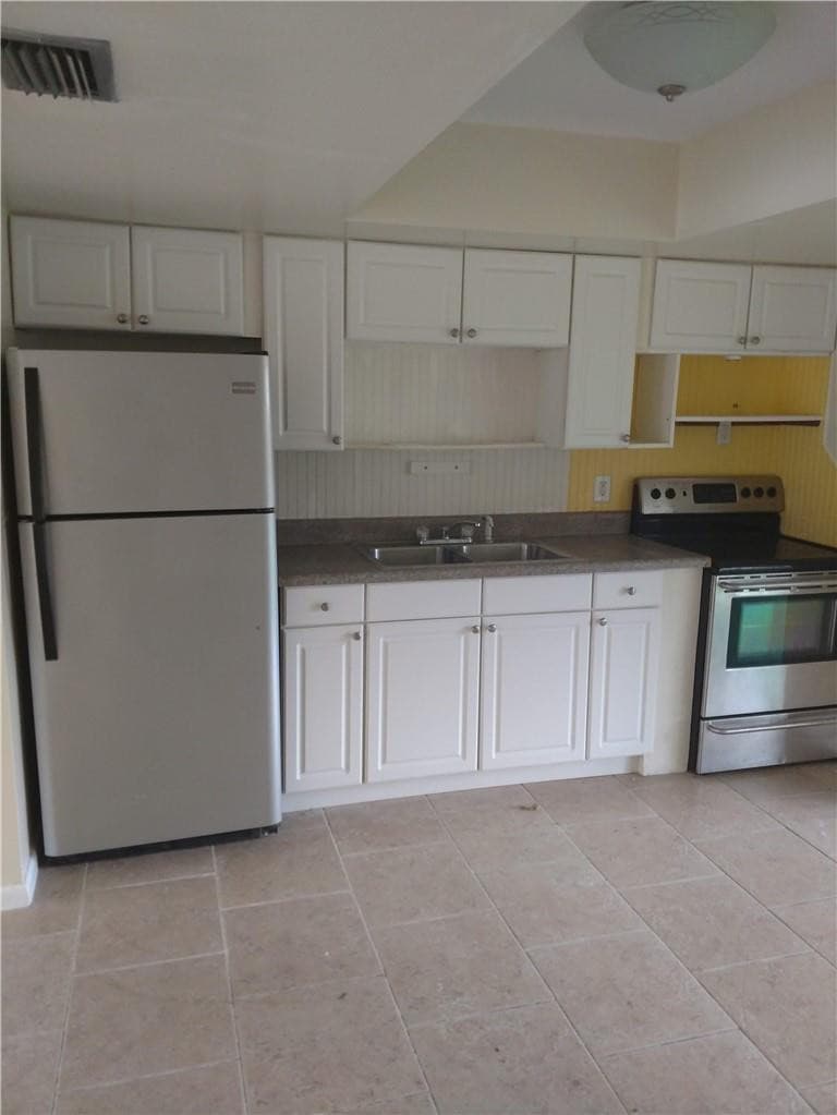 2061 NE 25th Avenue, Pompano Beach, FL 33062 — photo 12 of 12