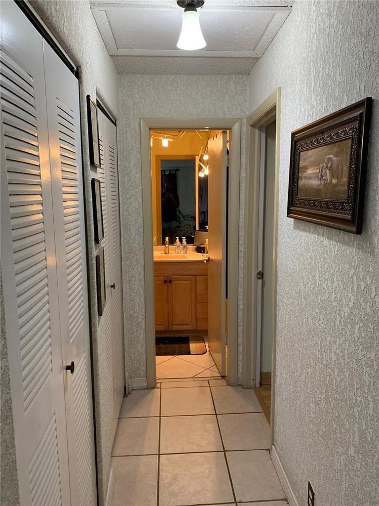 8705 NW 38th Drive 7B, Coral Springs, FL 33065 — photo 27 of 46