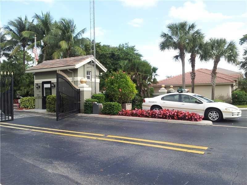 3571 Sahara Springs Boulevard, Pompano Beach, FL 33069 — photo 12 of 17