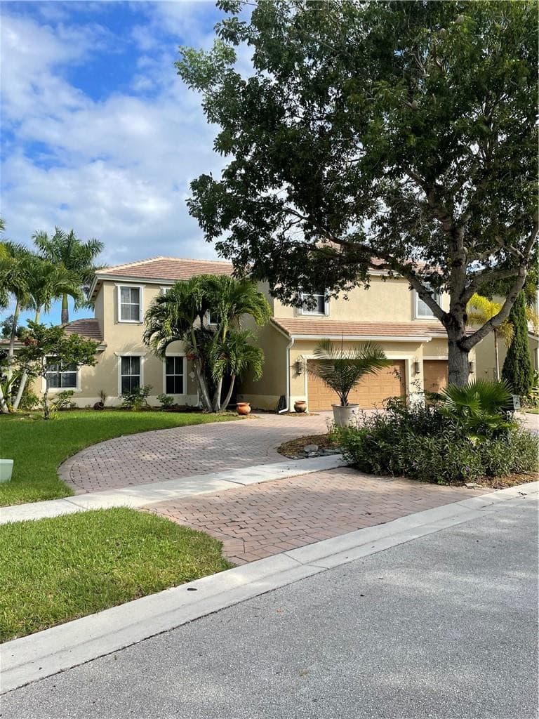 Single Family Residence in Lake Worth — photo 2 of 31