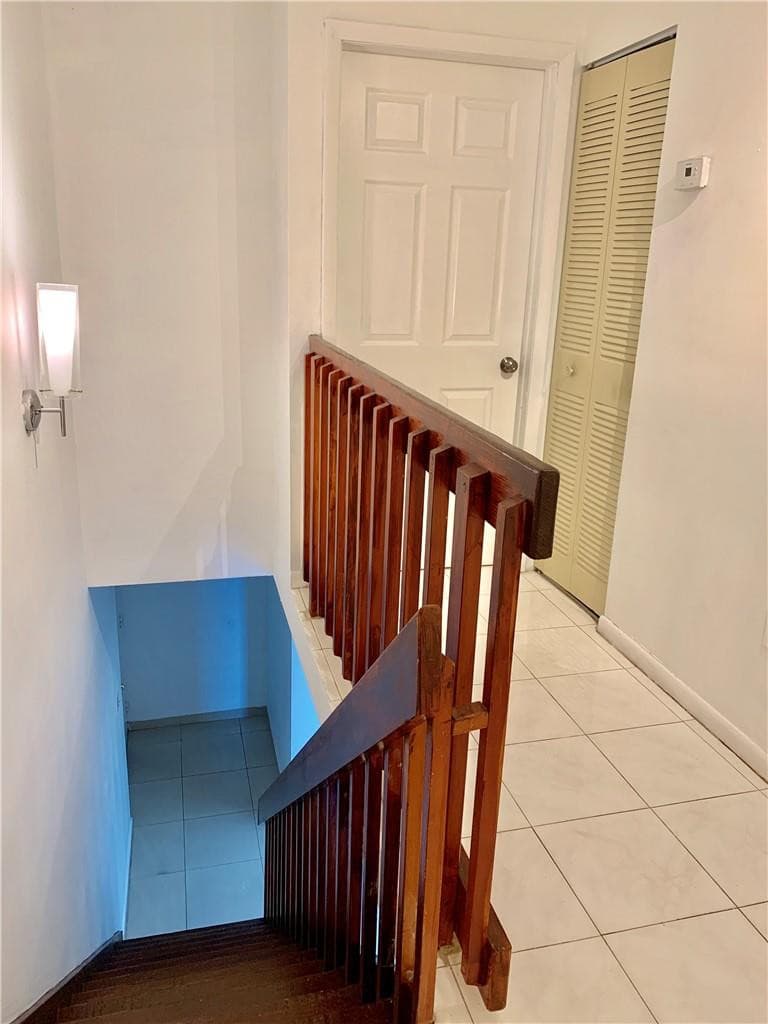 2790 W 60 Street 32, Hialeah, FL 33016 — photo 9 of 10